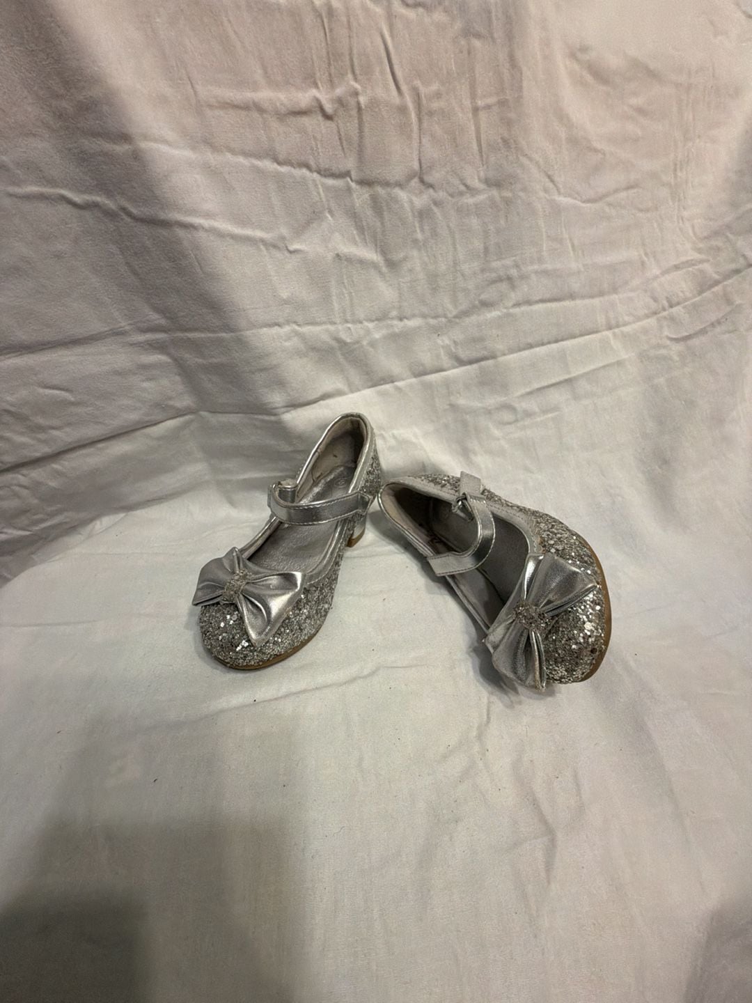 Girls' Silver Glitter Mary Jane Dress Shoes with Bow Low Heel 2