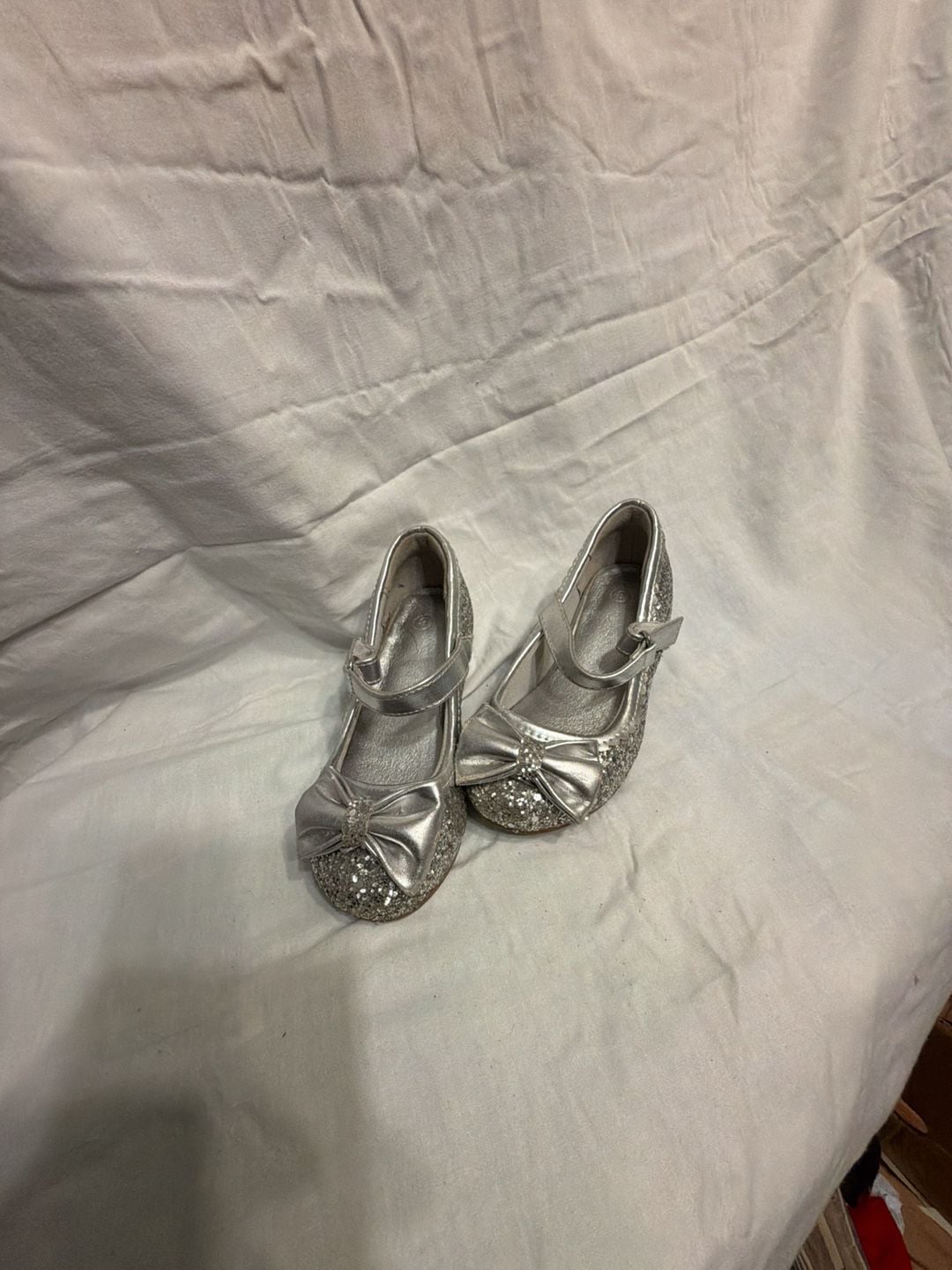 Girls' Silver Glitter Mary Jane Dress Shoes with Bow Low Heel 3
