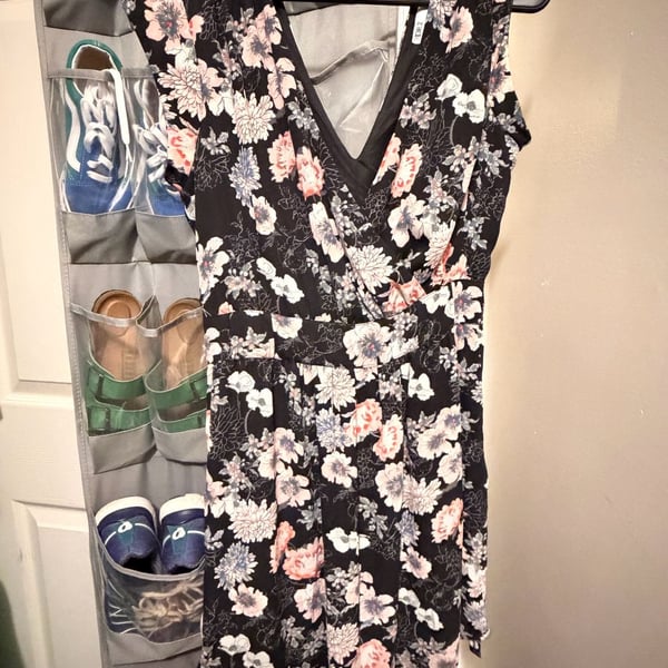 DR2 Floral V-Neck Fit and Flare Cap Sleeve Dress