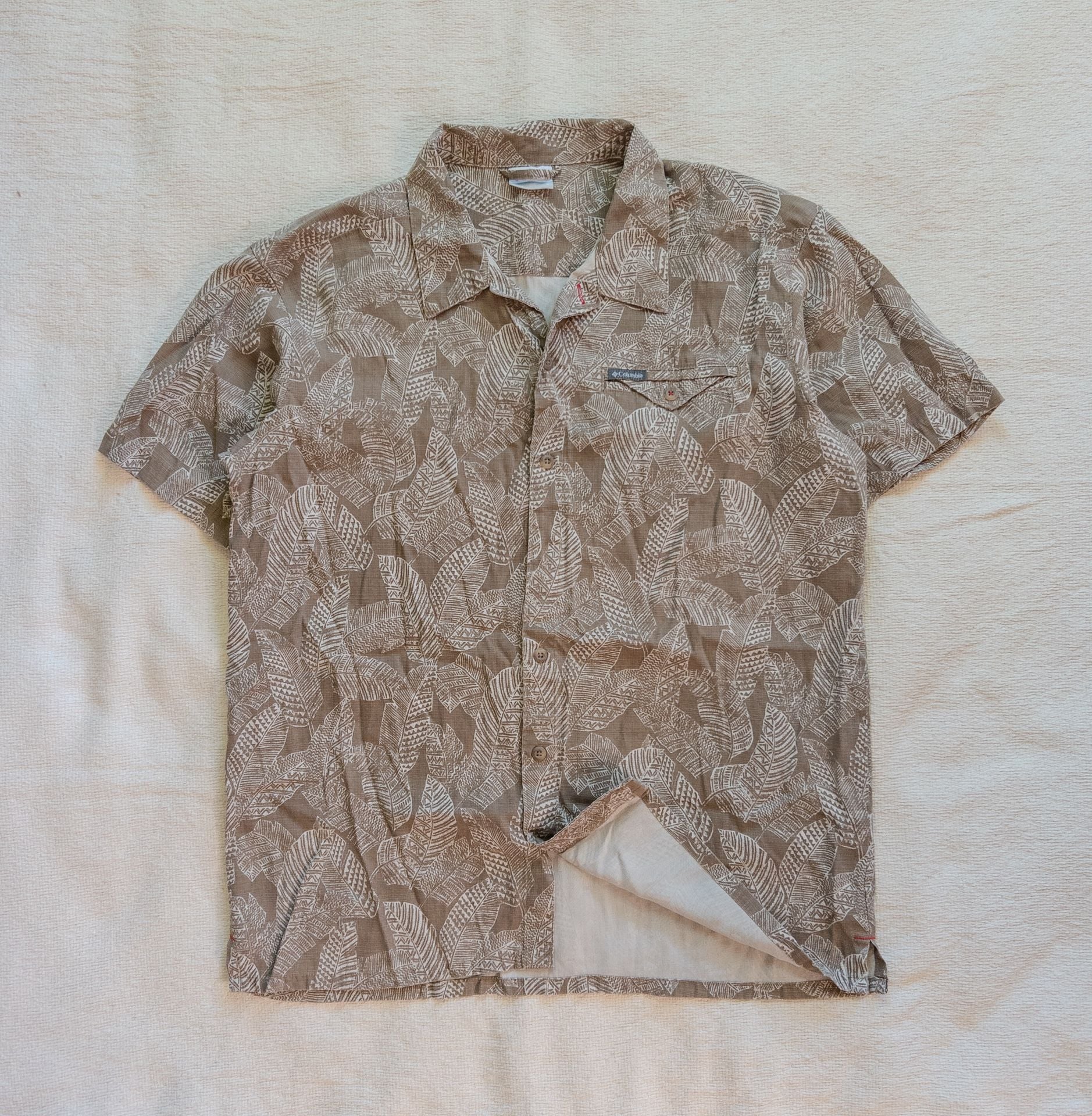 Columbia Men's Brown Tropical Leaf Print Short Sleeve Camp Button-Down Shirt 3