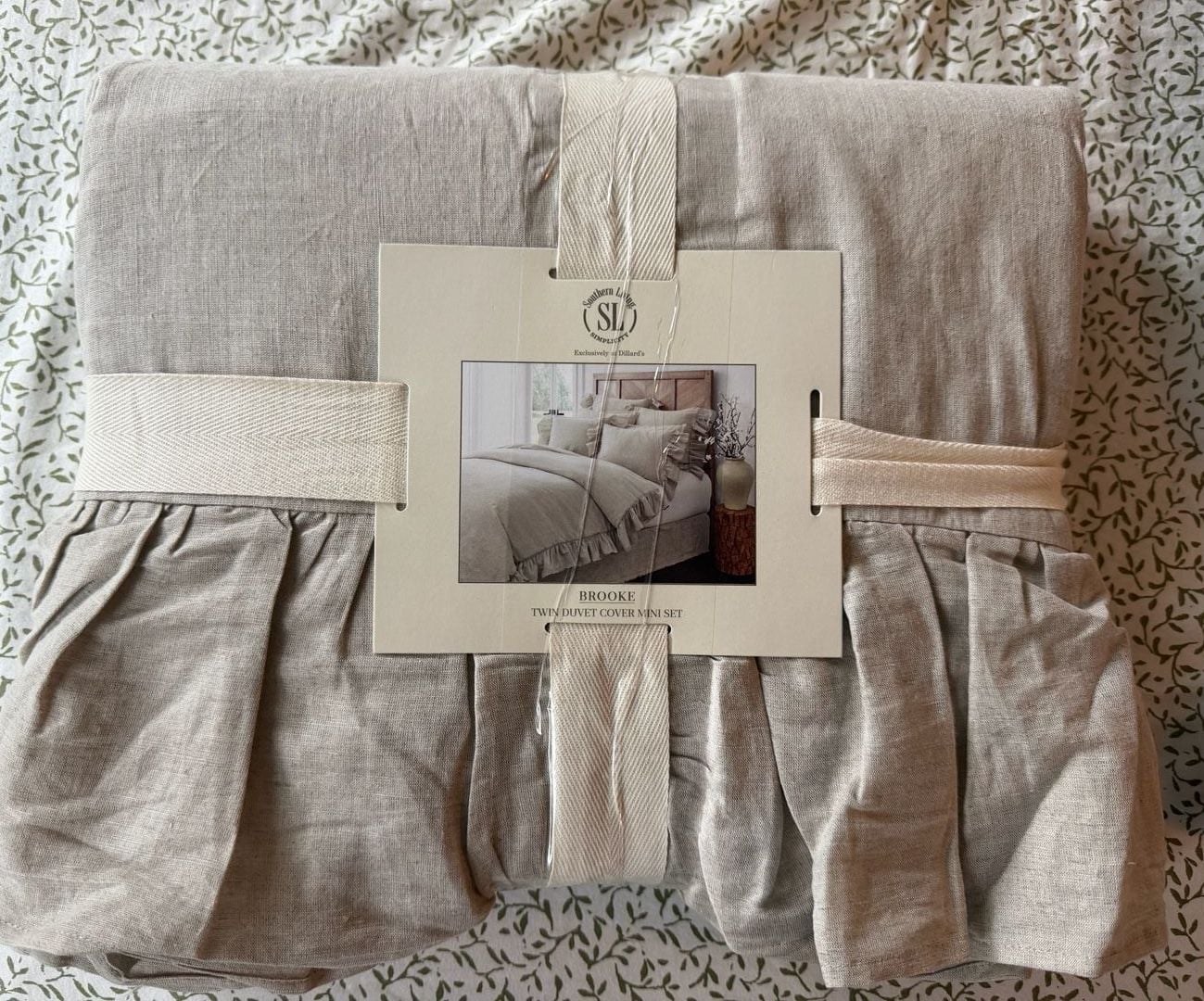 Southern Living Brooke Twin Duvet Cover Mini Set in Natural 1