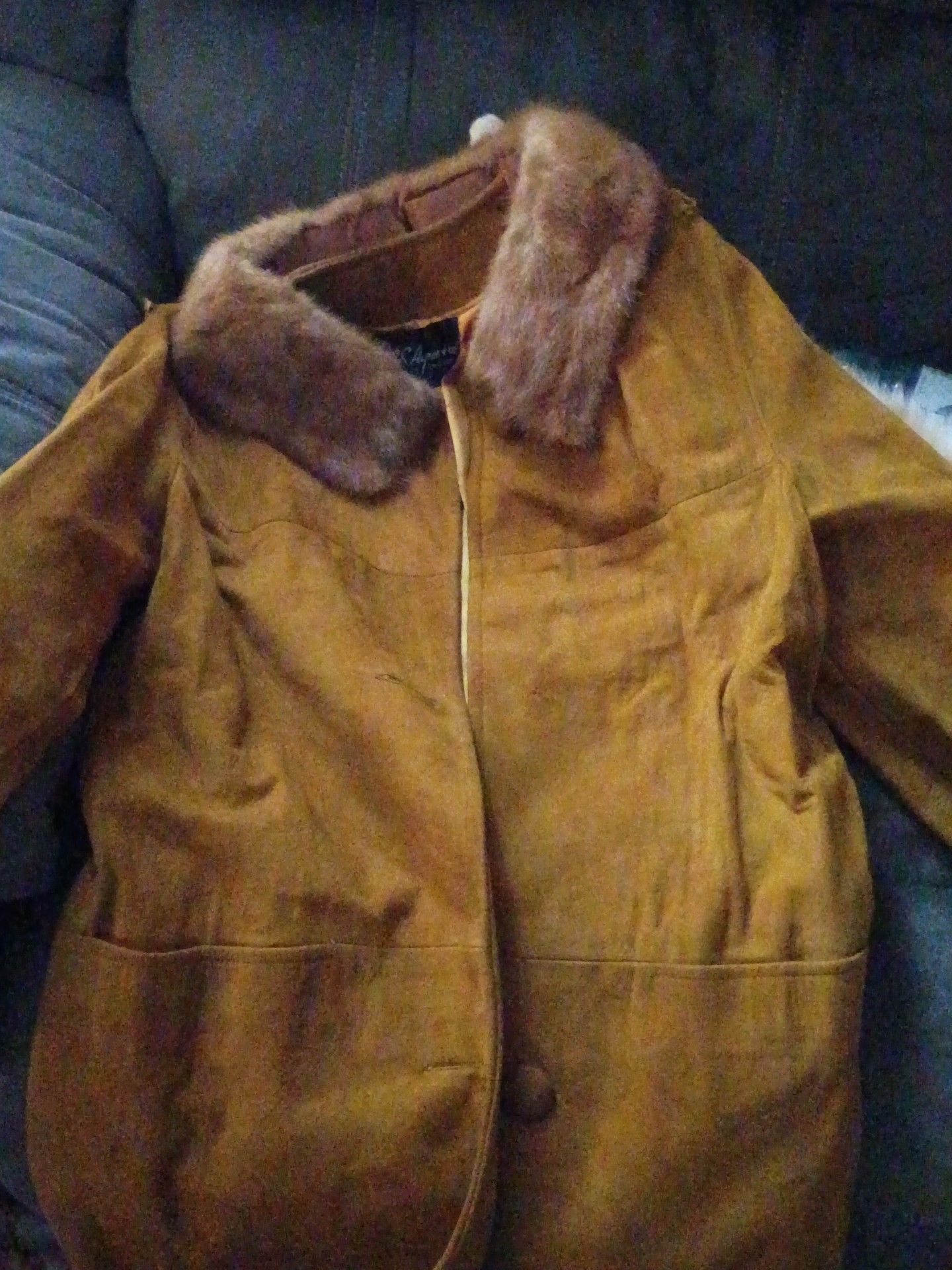 Vintage L.S. Ayres & Co. Tan Suede Leather Coat with Fur Collar 3