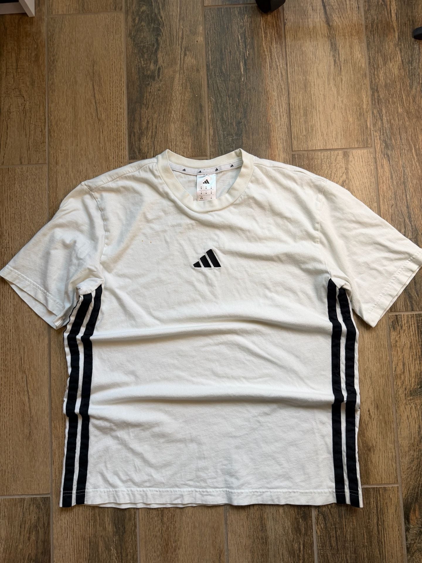 Adidas Essentials 3-Stripes Short Sleeve T-Shirt 2