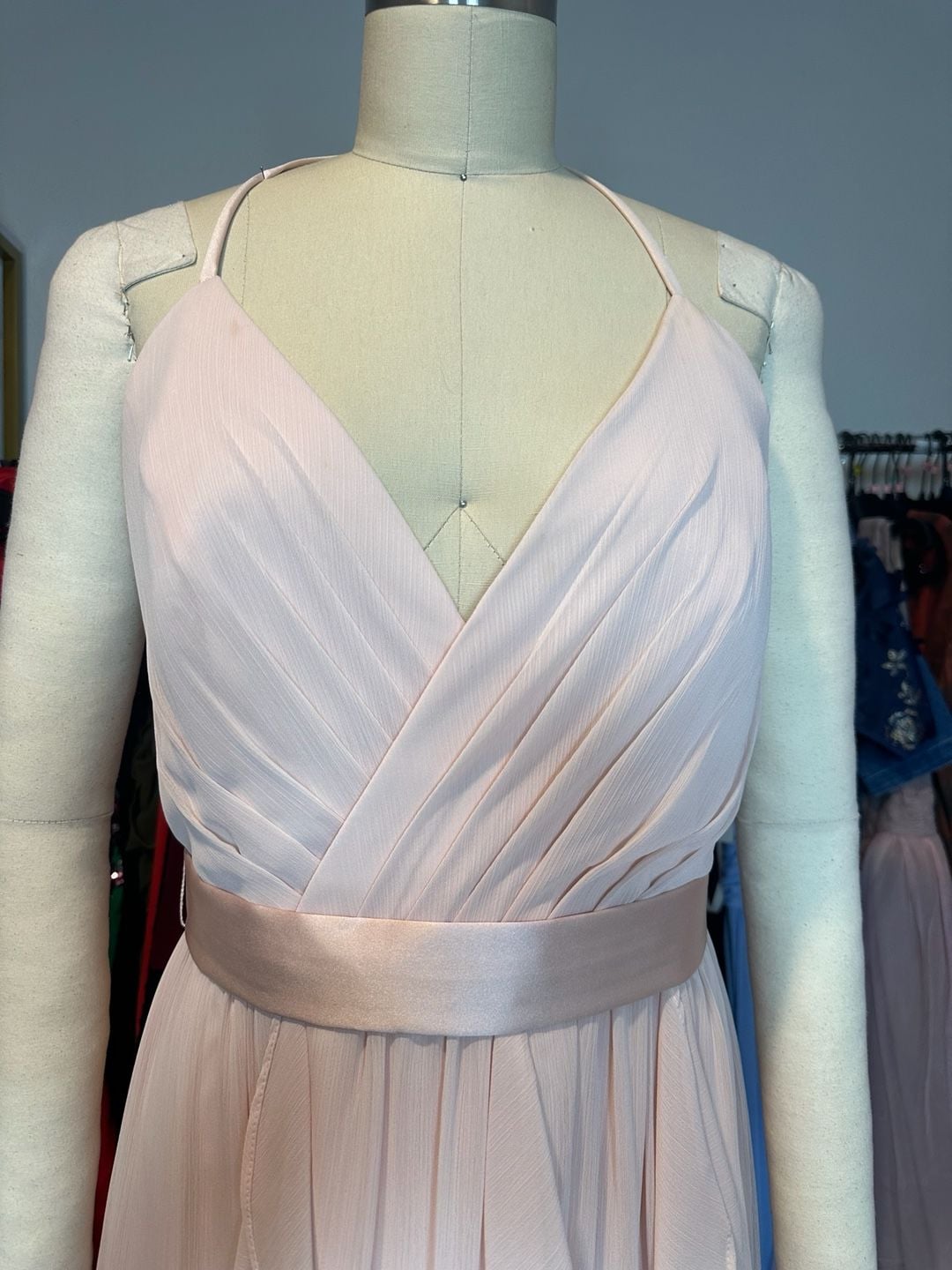 Blush Pink Chiffon Ruffle V-Neck Formal Bridesmaid Evening Gown Size 8 6