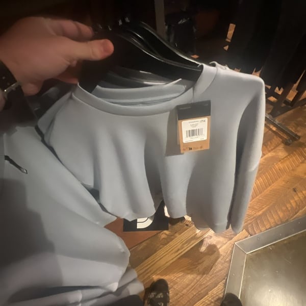 The North Face Women's Jaida Crew Sweatshirt in Frost Grey