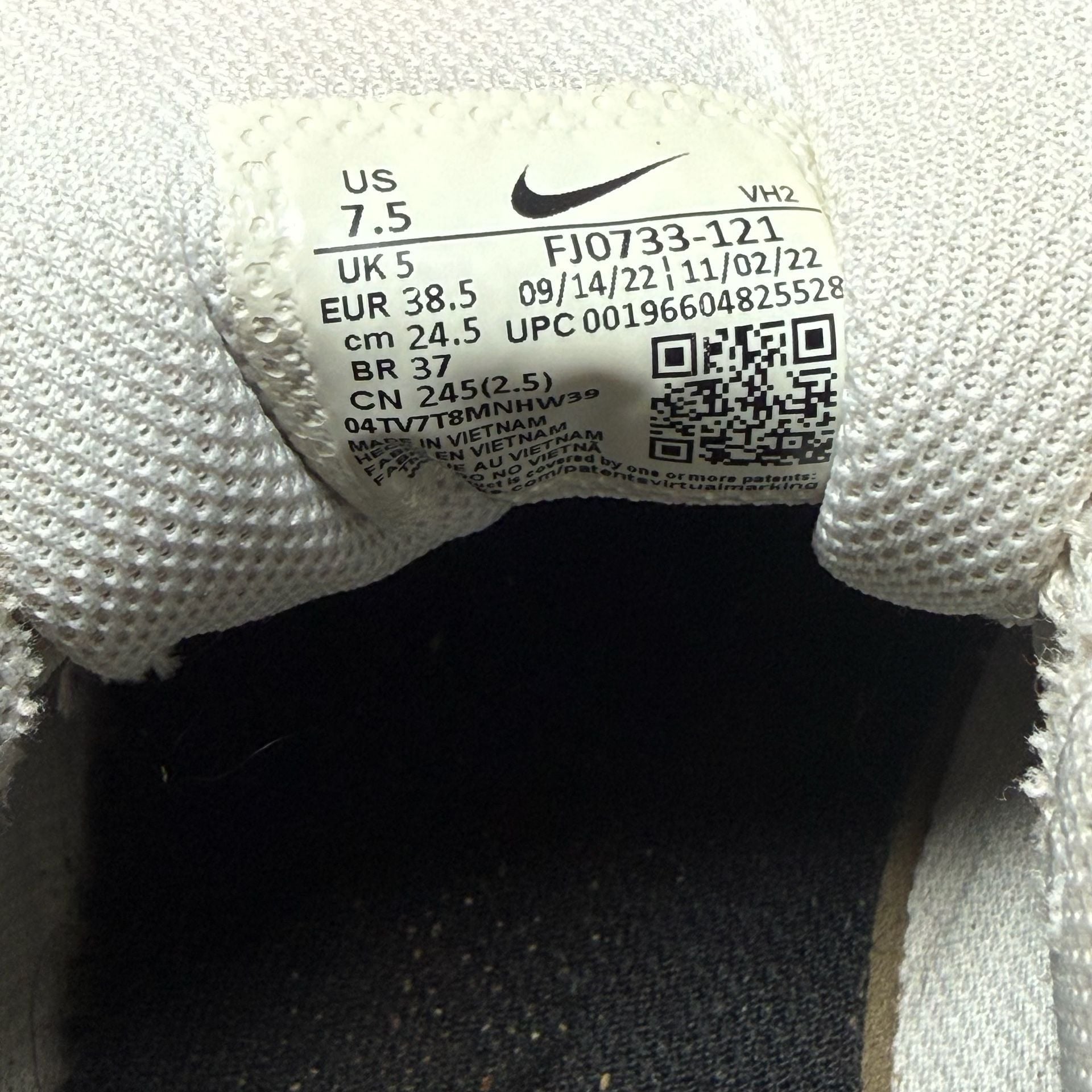 Nike Women's Air Max SC 'White Black Volt' Sneakers (FJ0733-121) 6