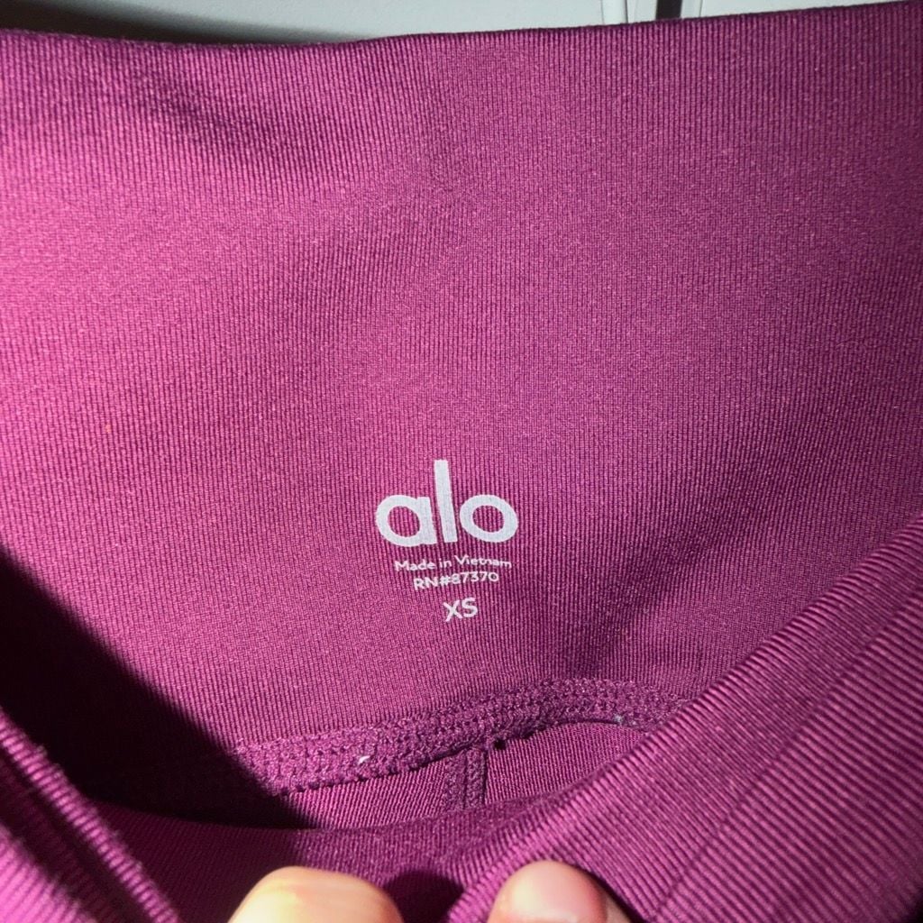 Alo Yoga High-Waist Colorblock Biker Shorts 3