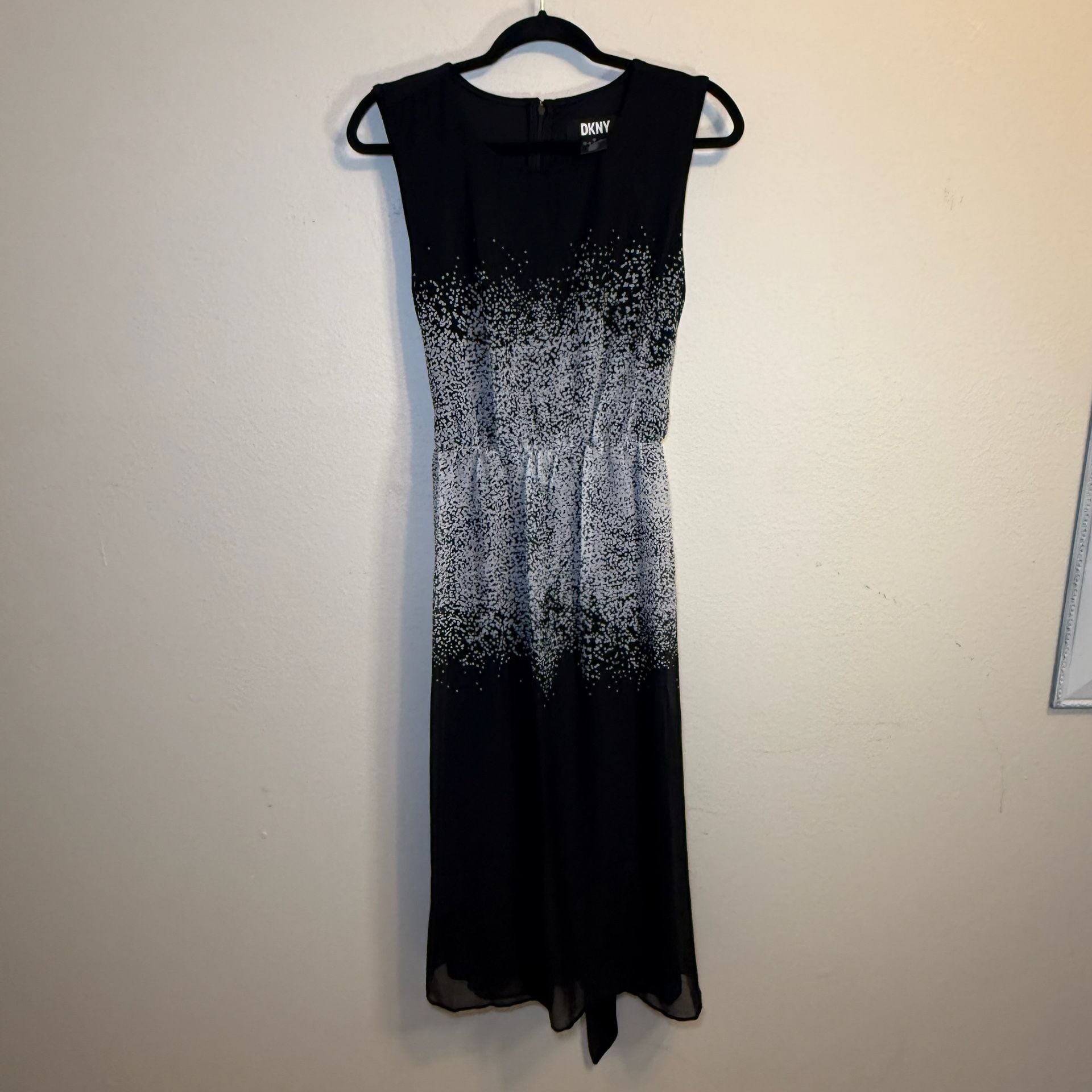 DKNY Black & White Ombre Cap Sleeve Midi Dress. Evening Dress. 3