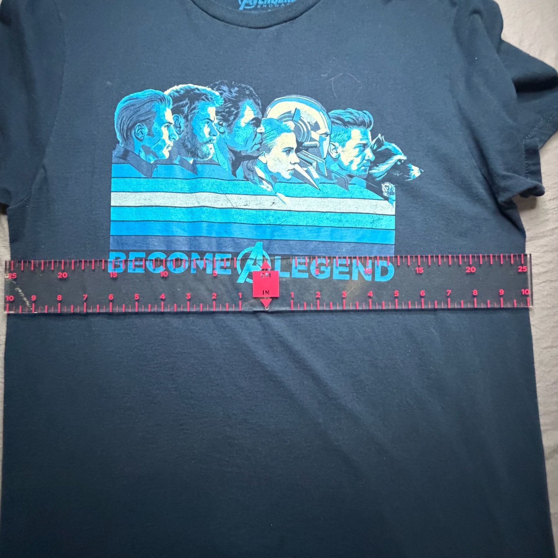 Marvel Avengers Endgame Loot Crate Exclusive Become A Legend Graphic T-Shirt 3