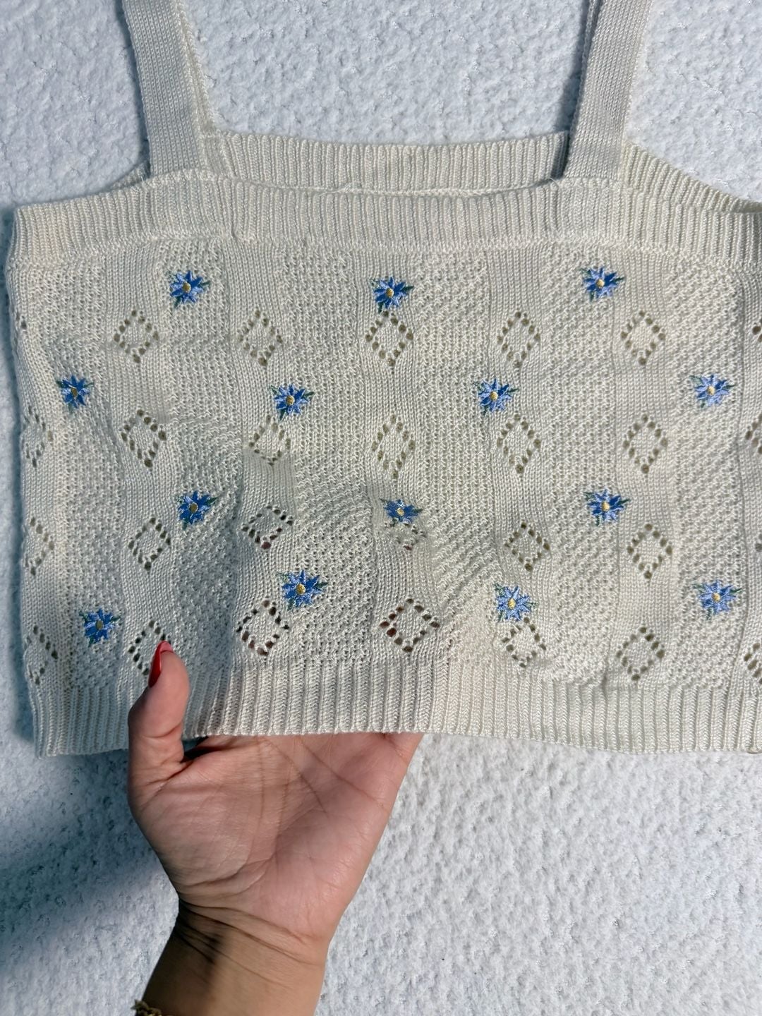 Pink Rose Cream Knit Cropped Tank Top with Embroidered Floral Detail 3