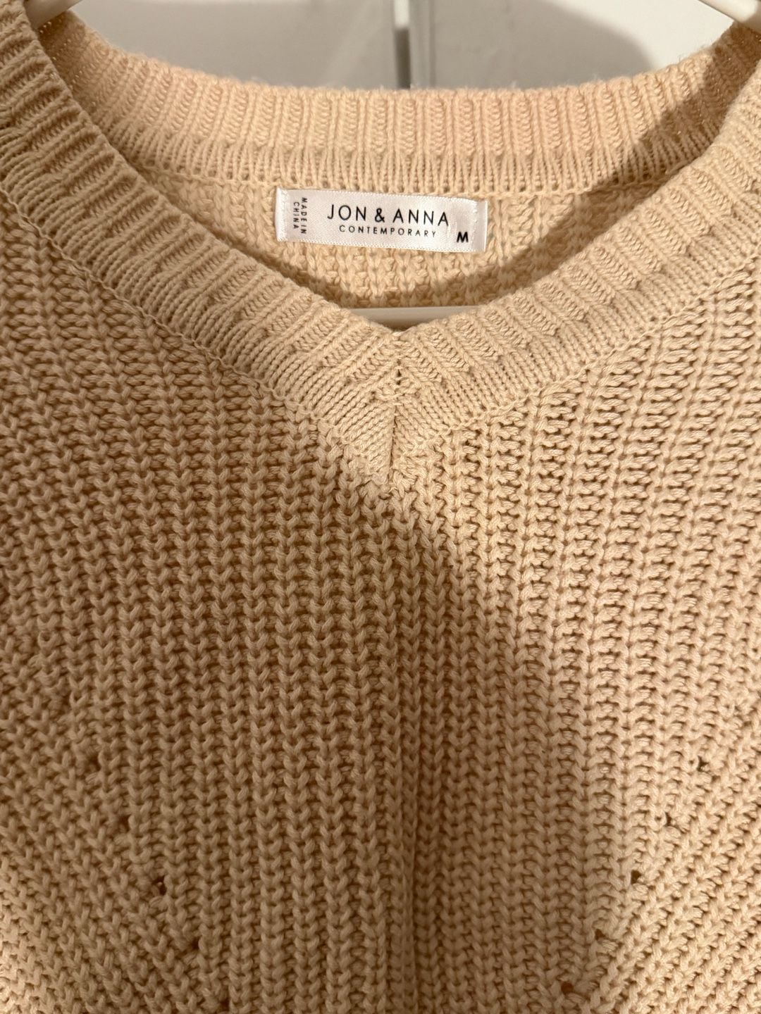 Jon & Anna Contemporary V-Neck Pointelle Knit Cropped Sweater Size Medium 3