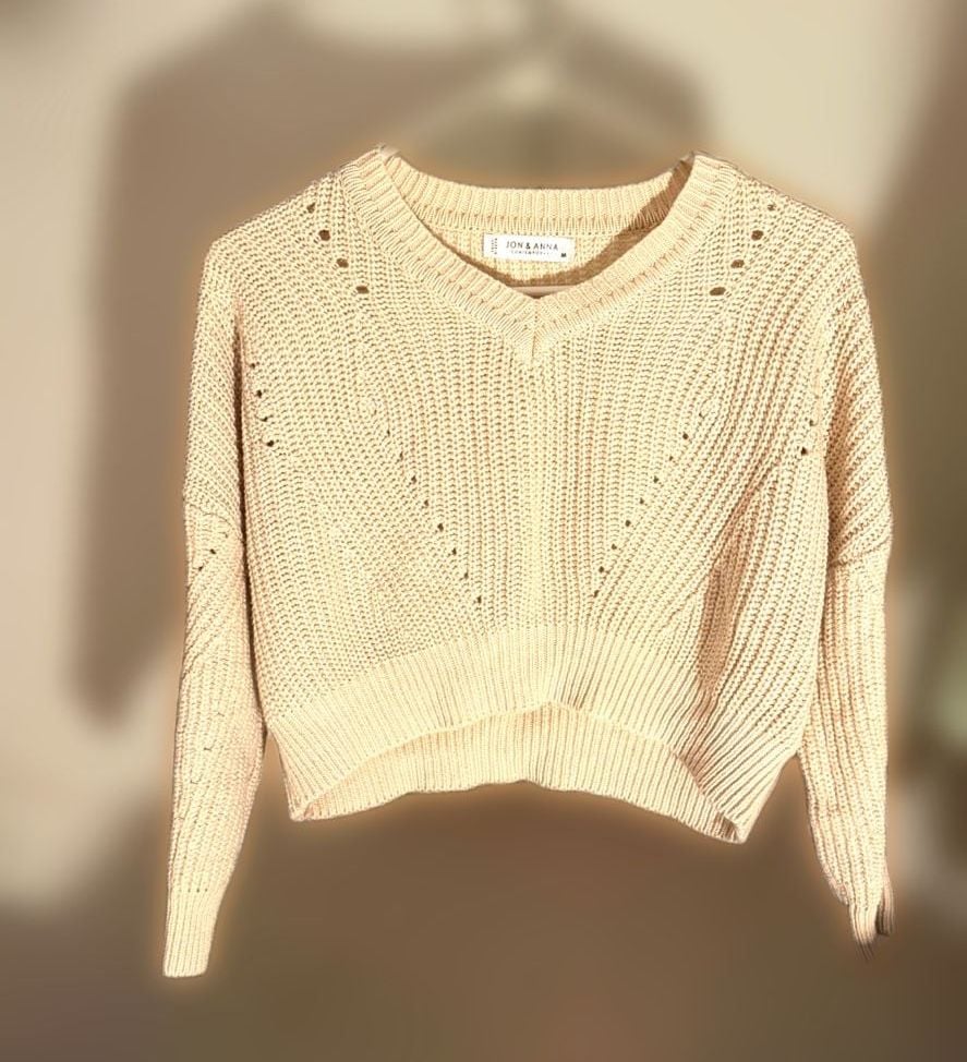 Jon & Anna Contemporary V-Neck Pointelle Knit Cropped Sweater Size Medium 2