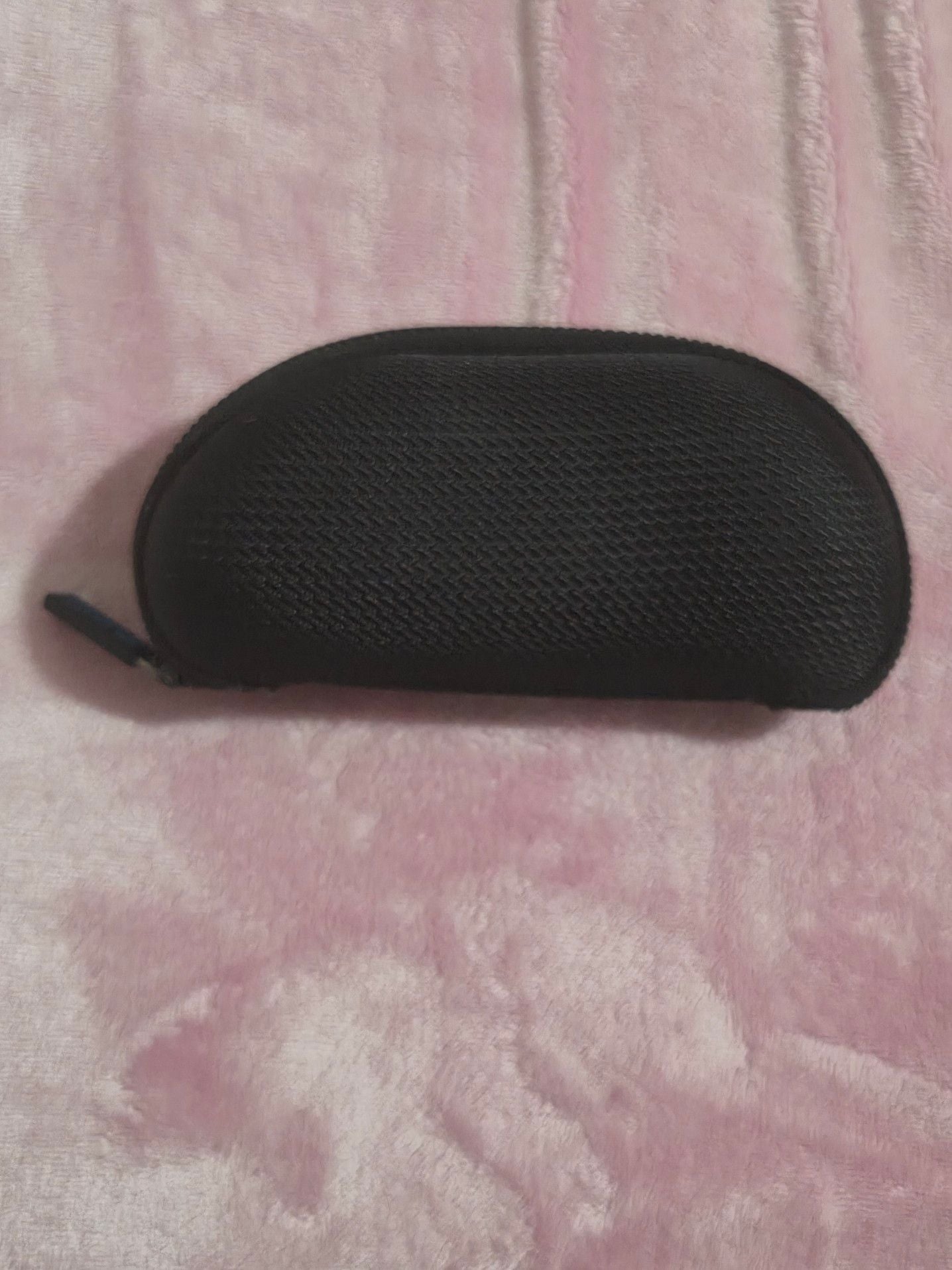 Costa Del Mar Black Zippered Hard Clamshell Sunglasses Case with Blue Logo 1