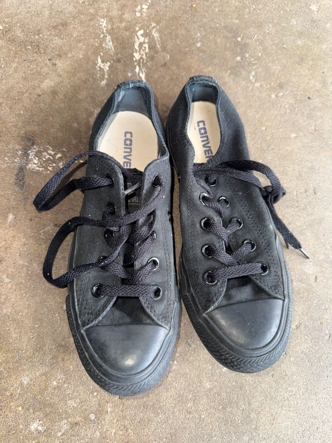 Converse Chuck Taylor Triple Black Low Top Men's 4 Women's 6 3