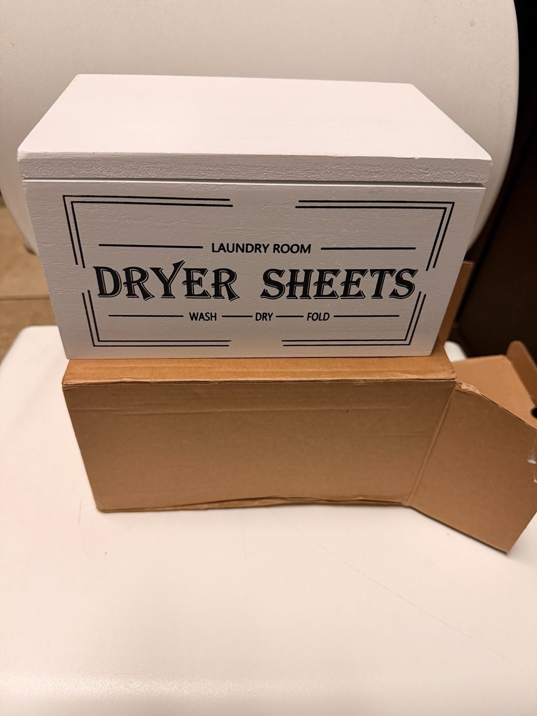 Dryer Sheet Holder with Hinged Decor Fabric Softener Dispenser Space Saving 2