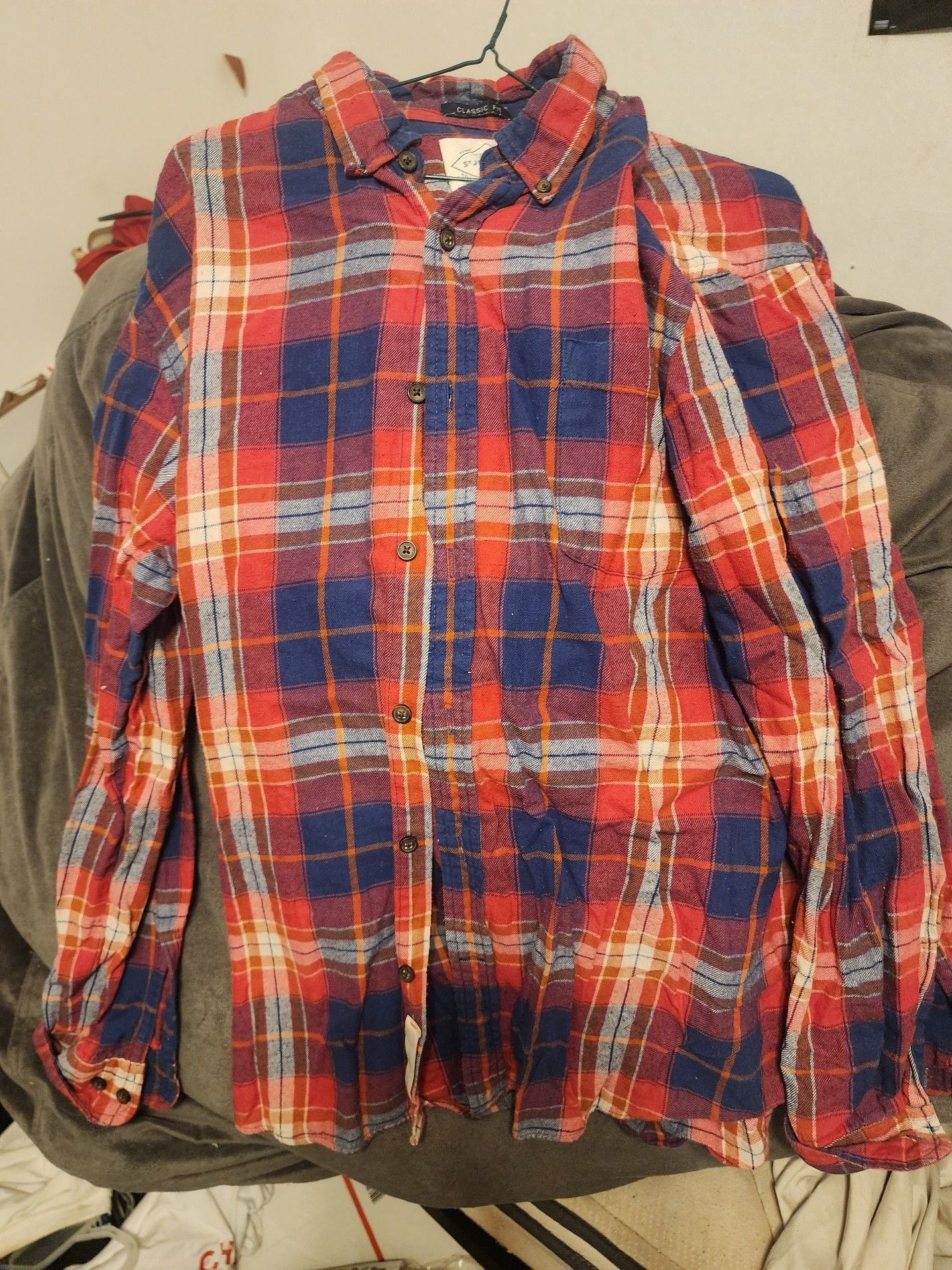St. John's Bay Classic Fit Plaid Long Sleeve Flannel Button-Down Shirt 1