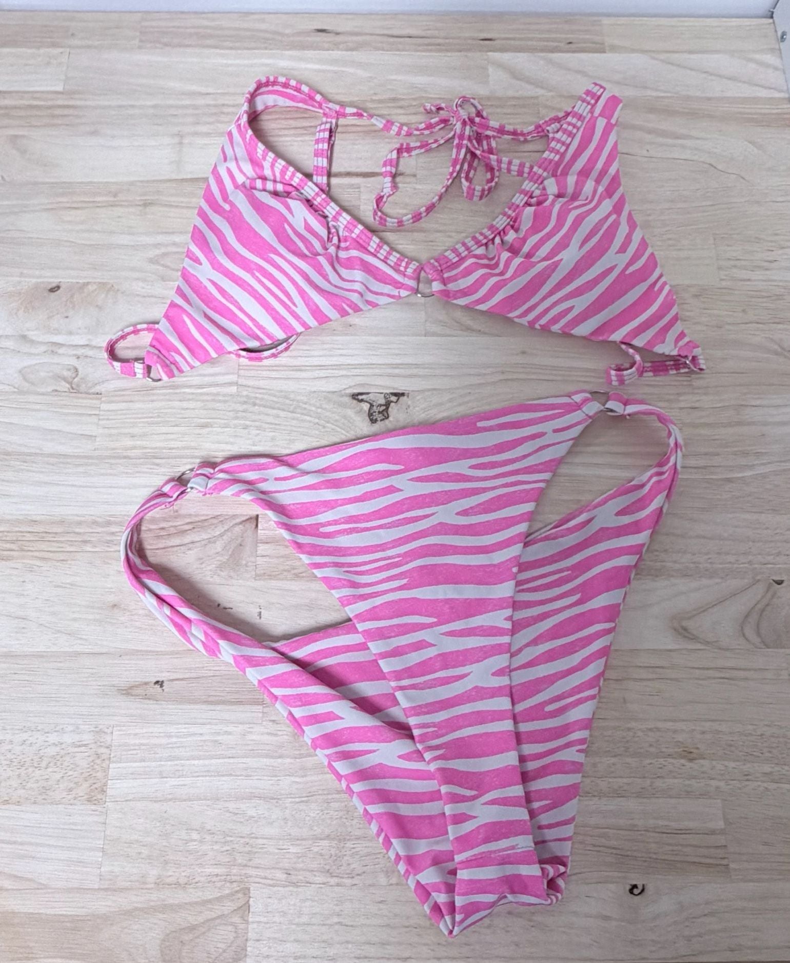Zebra Striped Pattern Bikini & Cover Up 1