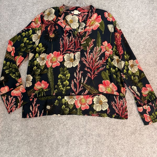 H&M Long Sleeve Floral Print Button-Up Blouse Size 6