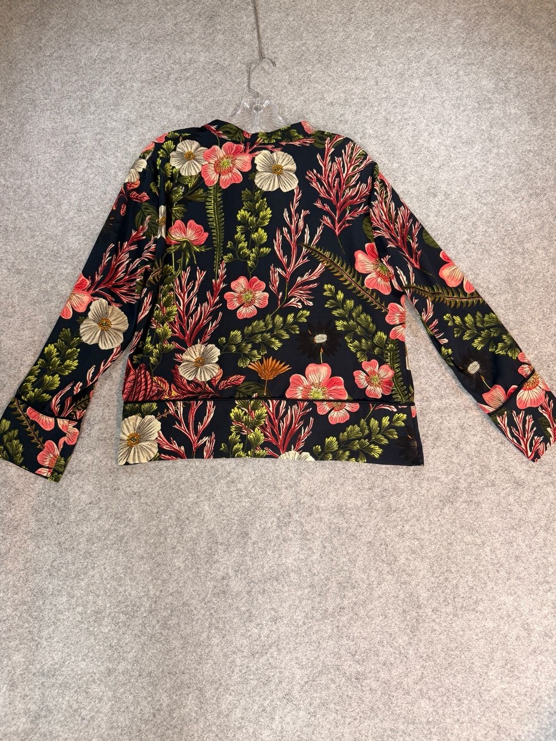 H&M Long Sleeve Floral Print Button-Up Blouse Size 6 7