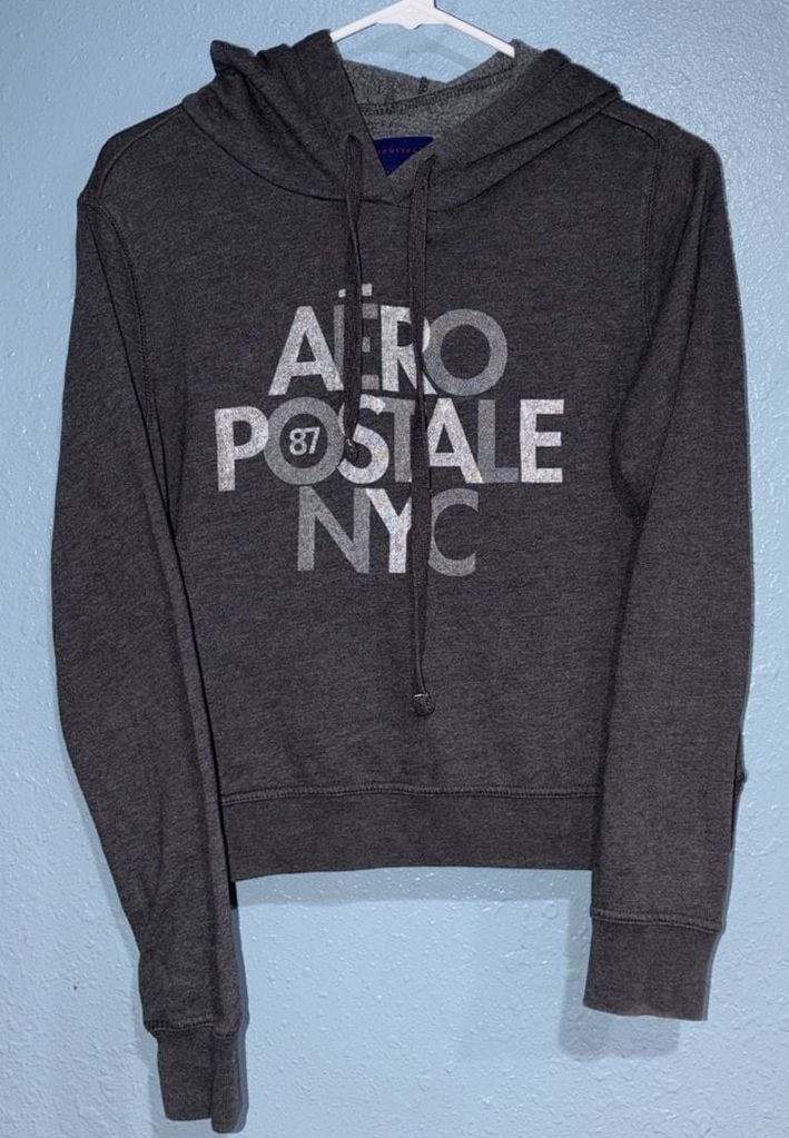 Aeropostale NYC 87 Logo Pullover Cropped Hoodie Gray 2