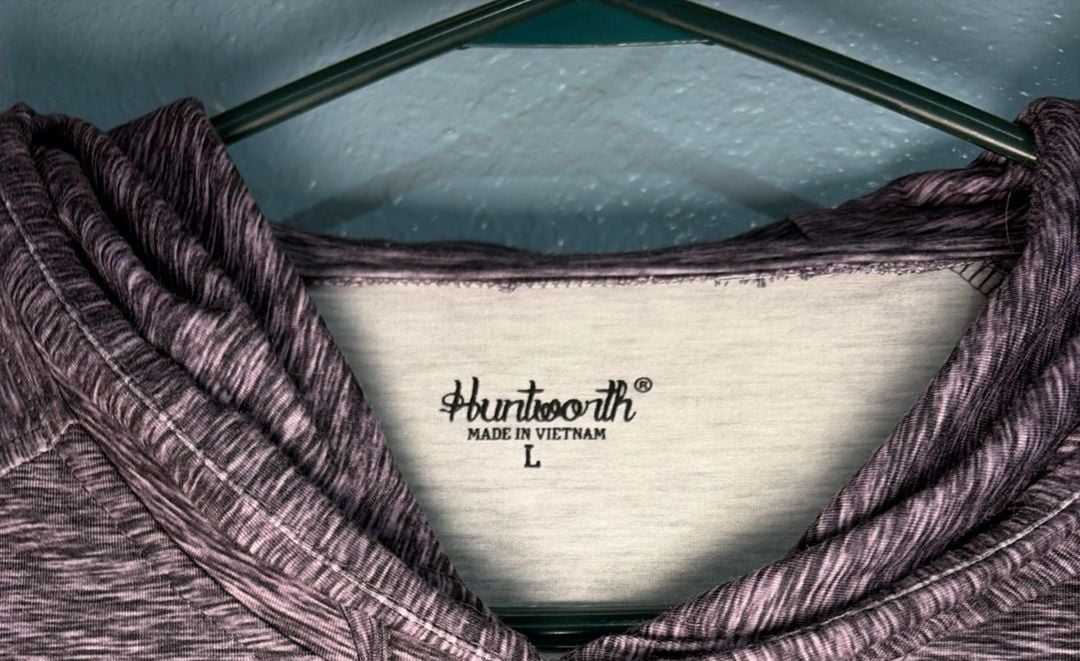 Huntworth Women's Space-Dye Performance Pullover Hoodie with Split Back Detail 2