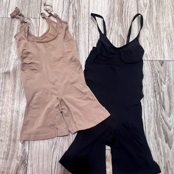 2-Pack Women's Seamless Mid-Thigh Bodysuit Shapewear Set (Black and Beige)