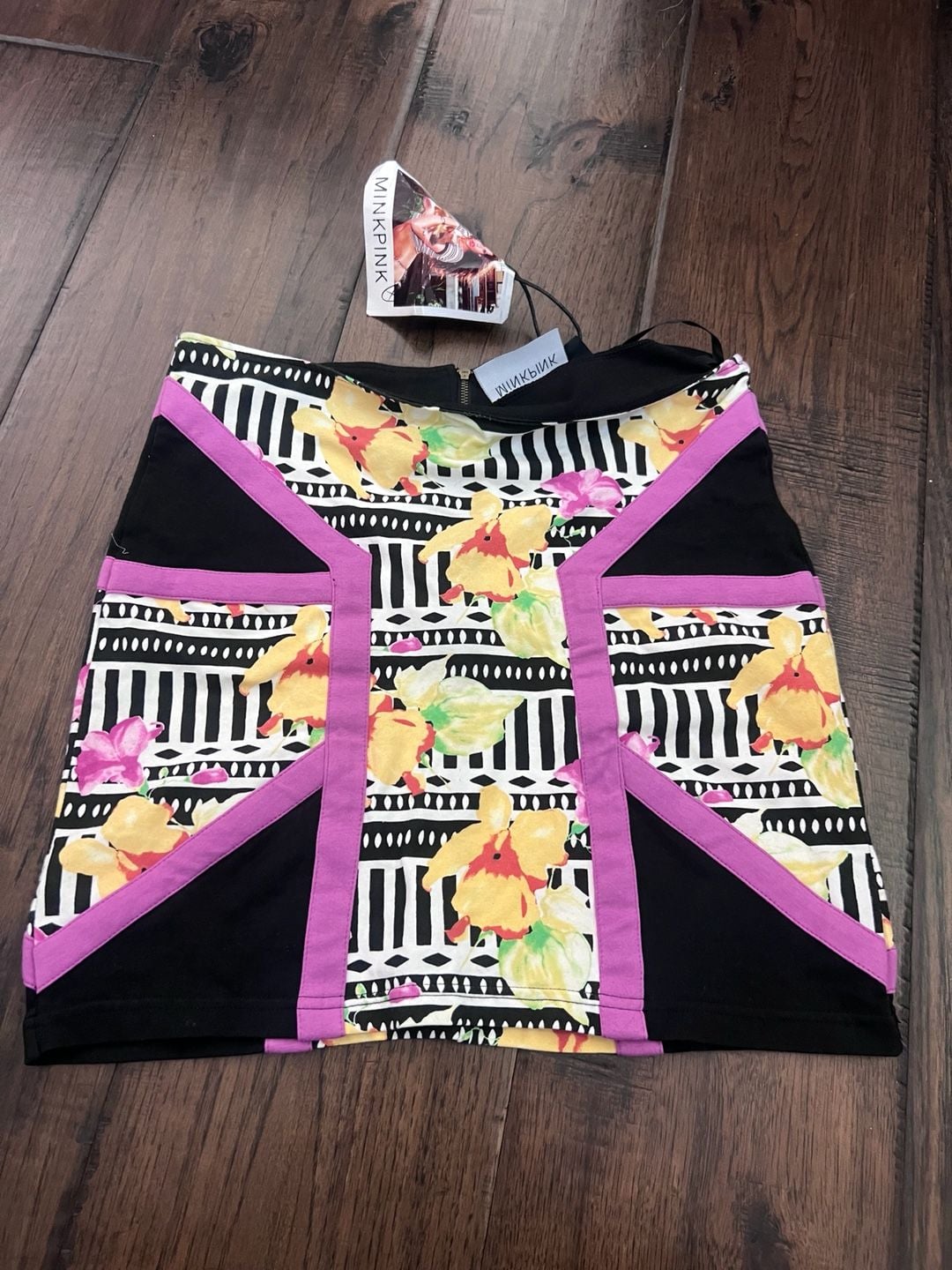 Minkpink Women's Size Small Floral and Geometric Print Mini Skirt Purple Vintage Deadstock 2