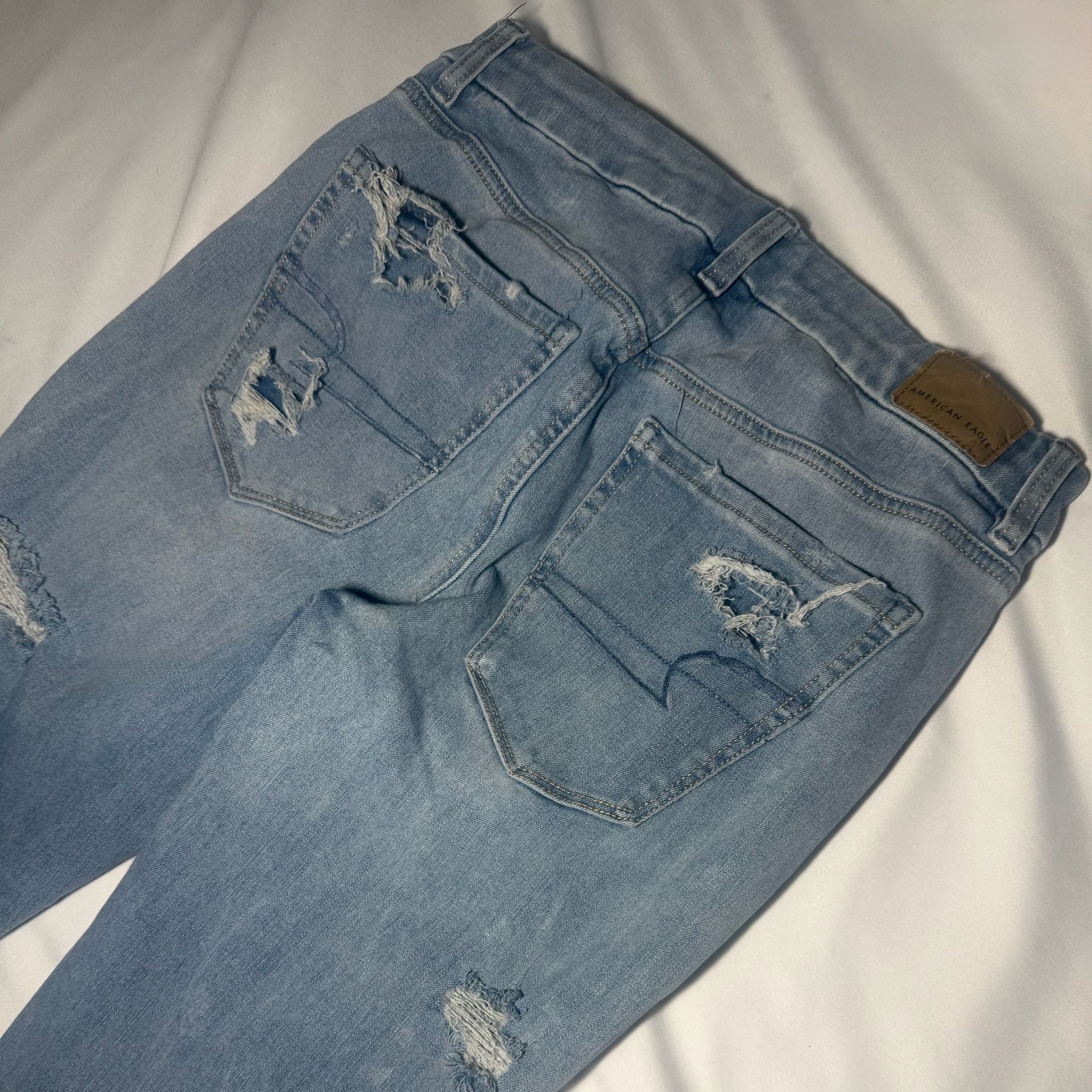 American Eagle Curvy Hi-Rise Distressed Jeggings 4