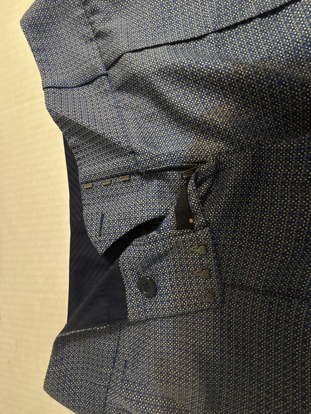 The Limited Women's Geometric Pattern Tailored Shorts Blue/White Size 4 4
