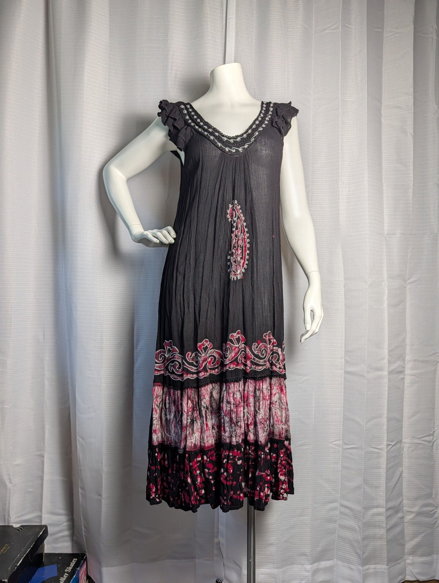 Fashion Force Black Boho Midi Dress with Embroidery and Batik Trim 2