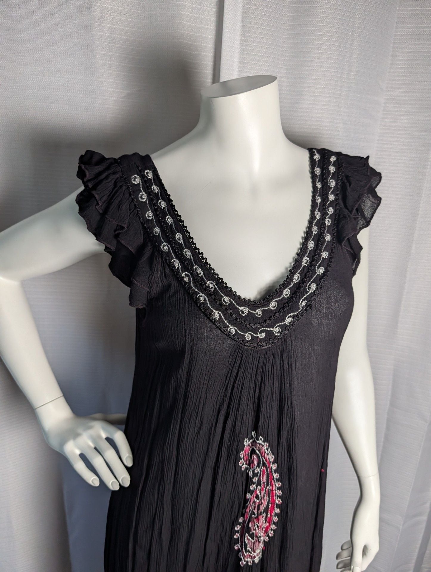 Fashion Force Black Boho Midi Dress with Embroidery and Batik Trim 5