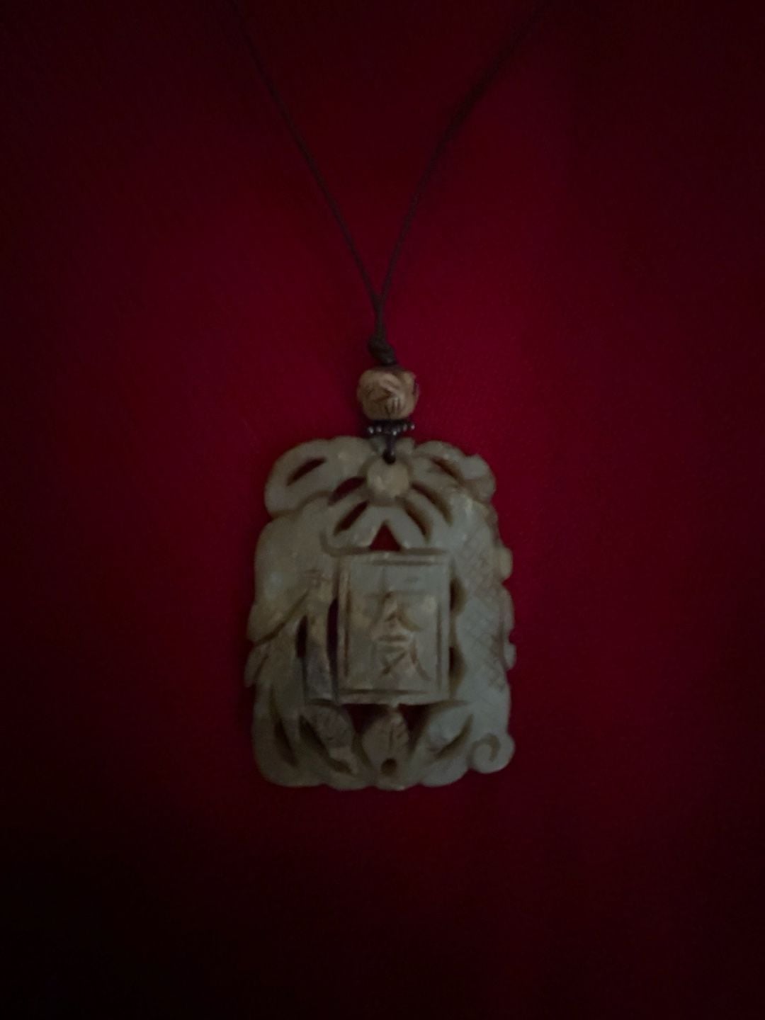 Vintage Hand-Carved Jade Dragon Motif Pendant Necklace 2