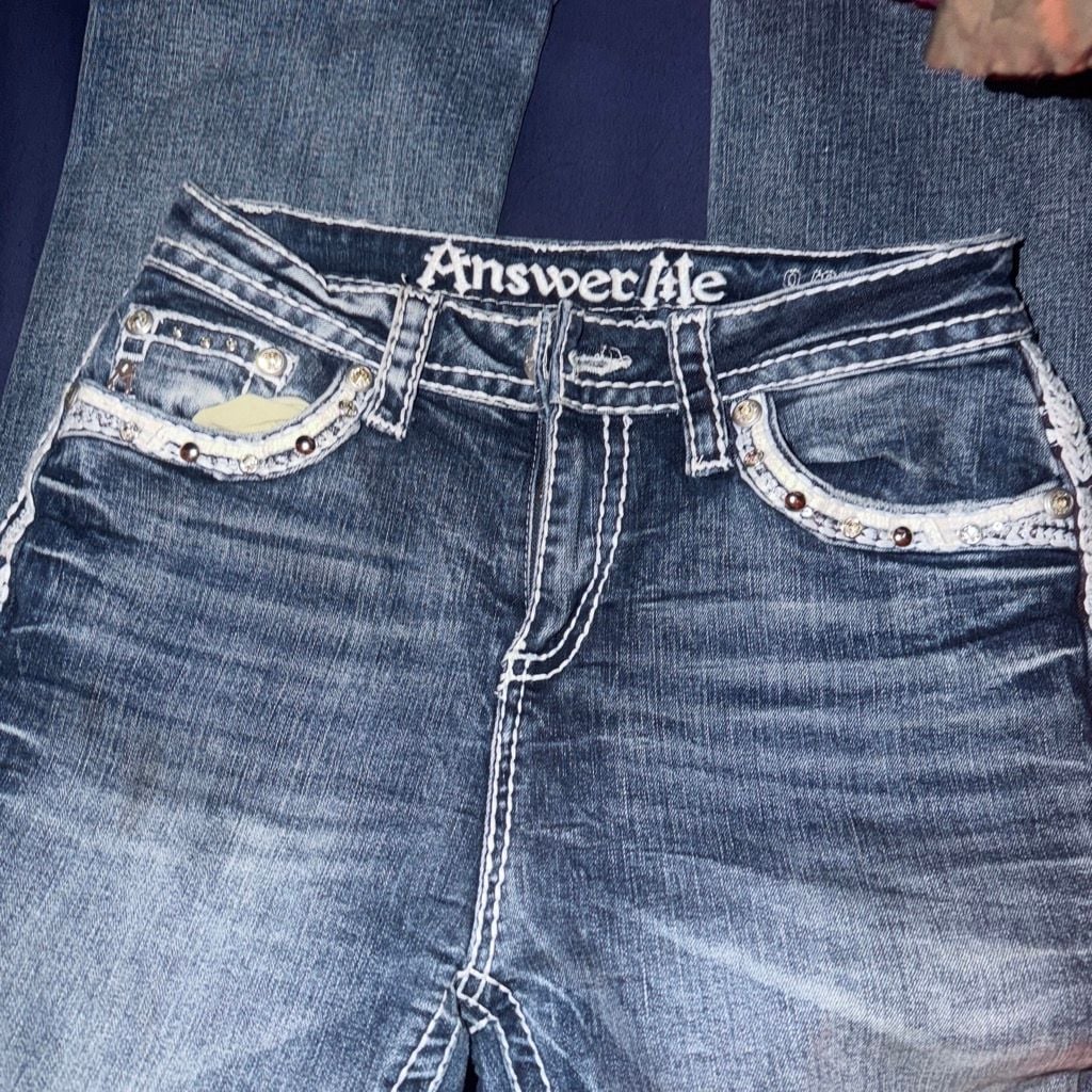 Answer Me Women's Rhinestone Embellished Bootcut Jeans Size 9/30 6