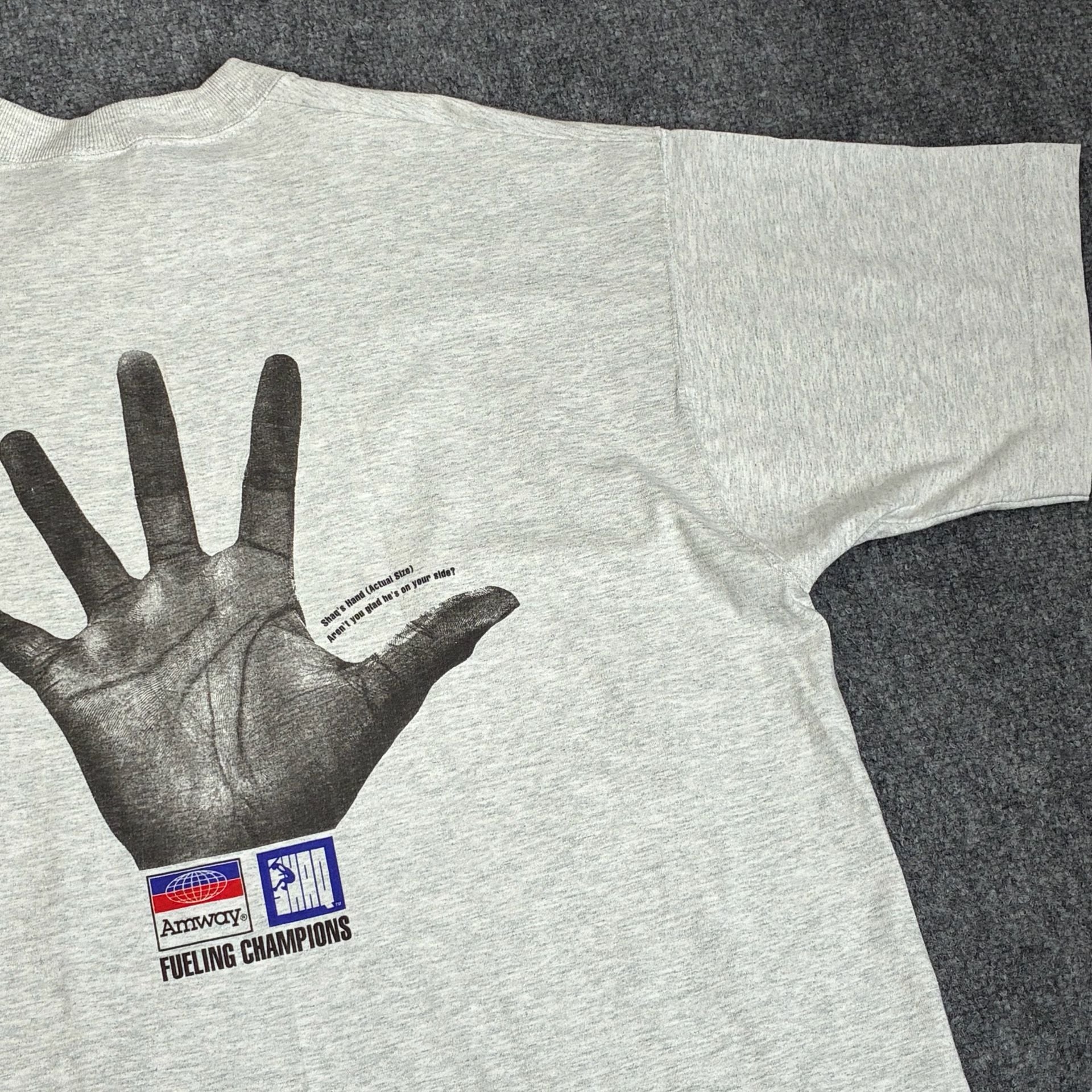 Vintage 1995 Shaquille O'Neal Shaq Bar Nutrilite Graphic T-Shirt 10