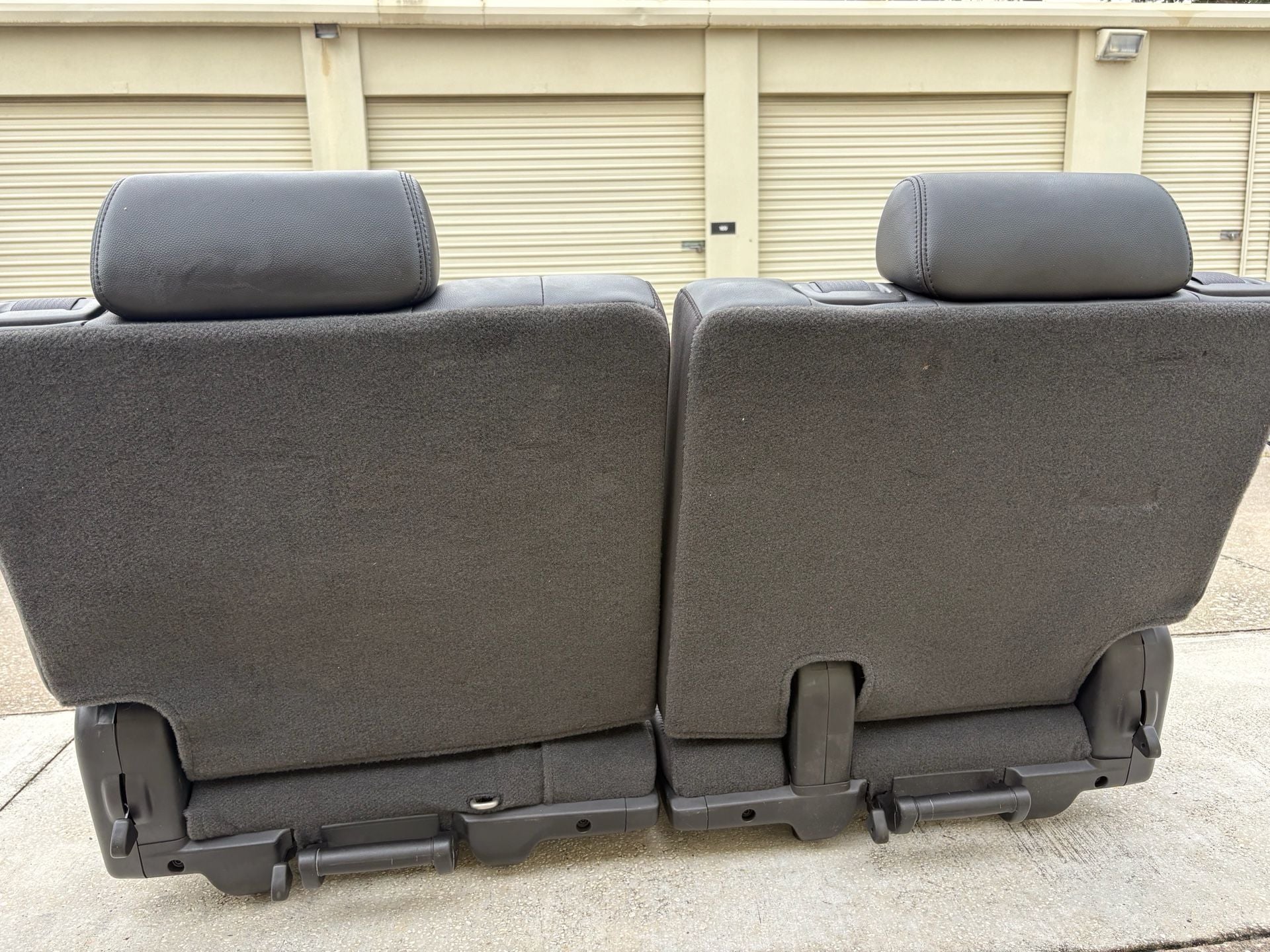 CHEVY GMC OEM TAHOE YUKON BLACK 3RD ROW SEATS 2007-2014 9