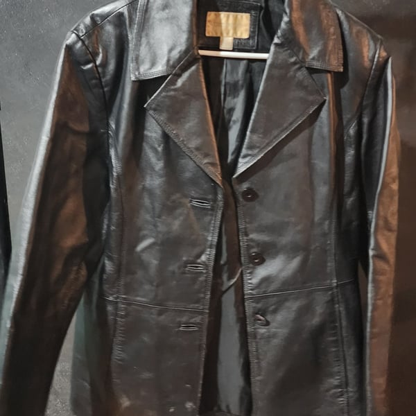 Worthington Women's Black Genuine Leather Button-Front Blazer Jacket