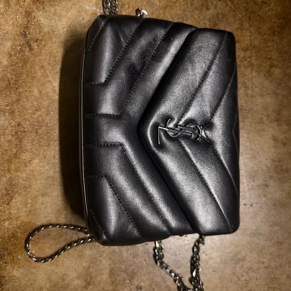 Saint Laurent Loulou Toy Quilted Chevron Leather Crossbody Bag original
