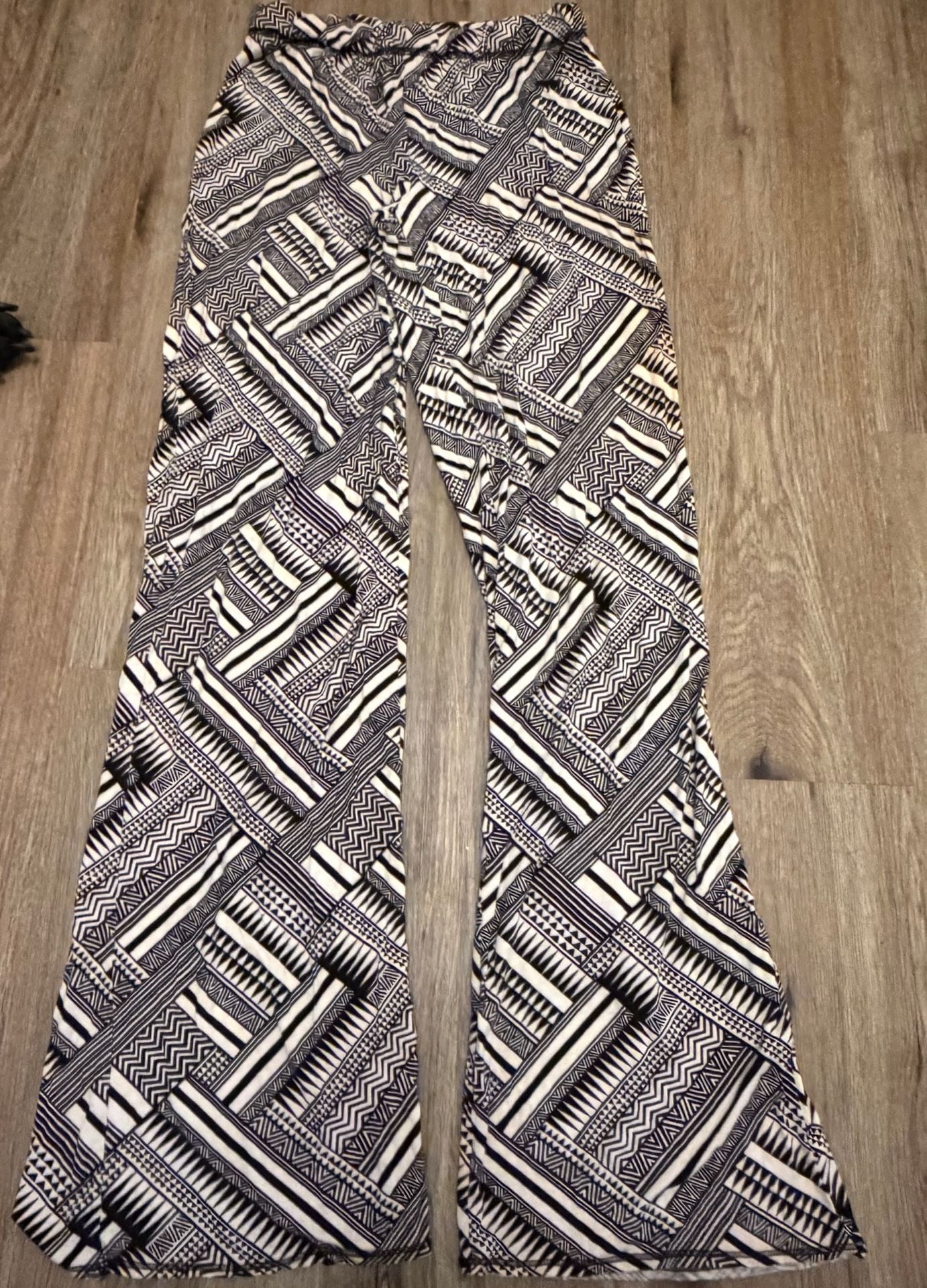 VS PINK Geo Print Wide Leg Beach Pants 2