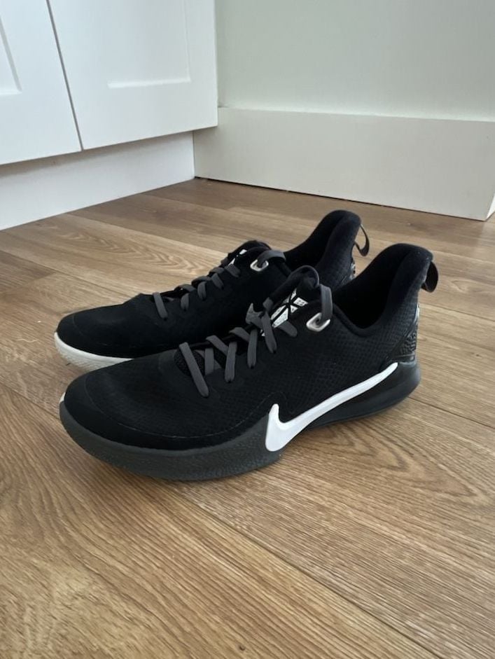 Nike Kobe Mamba Focus TB Black White Basketball Shoes Size 8 4