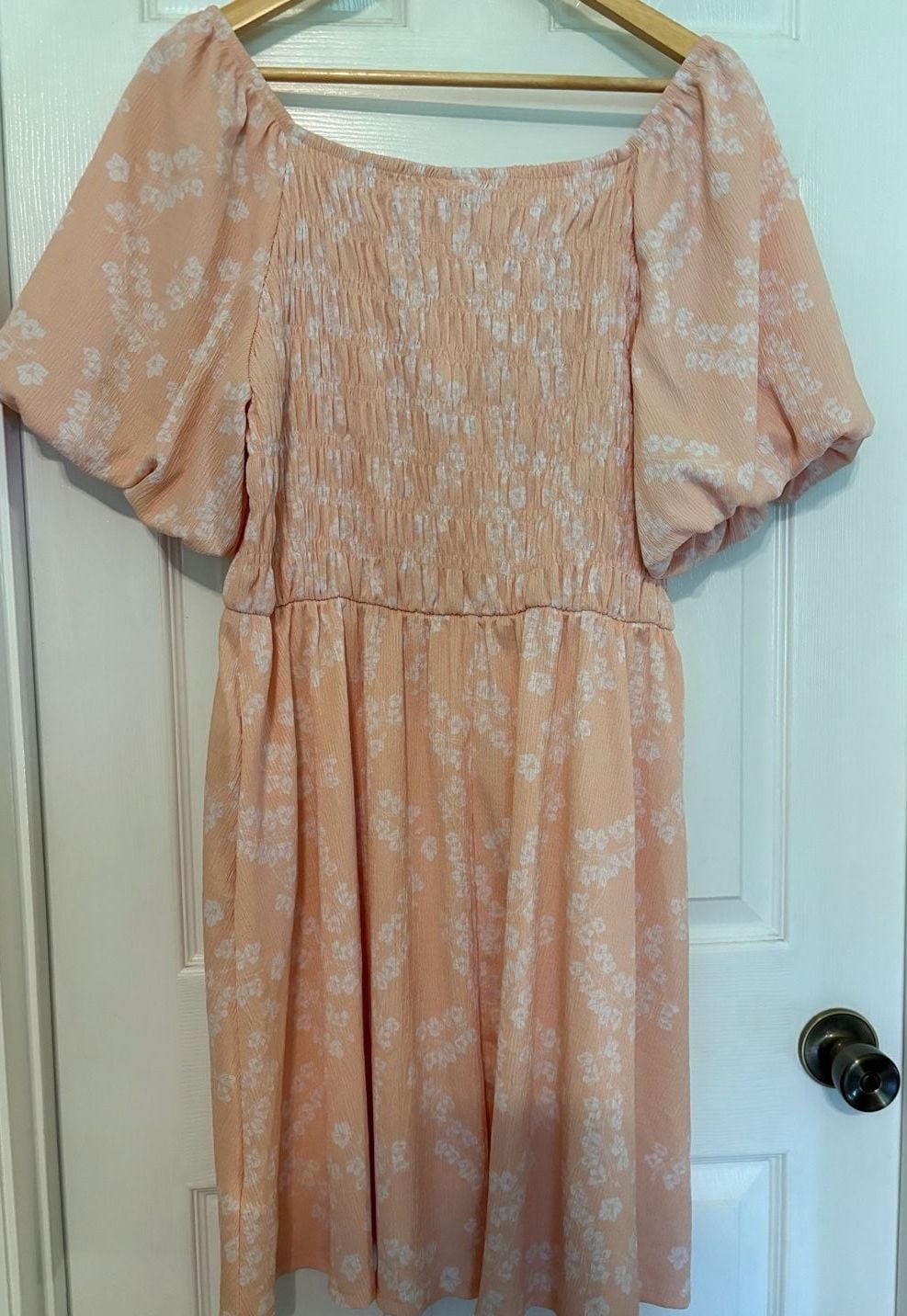 EUC LuLaRoe Alina Smocked Puff Sleeve Midi Dress in Peach Floral Print, large 6