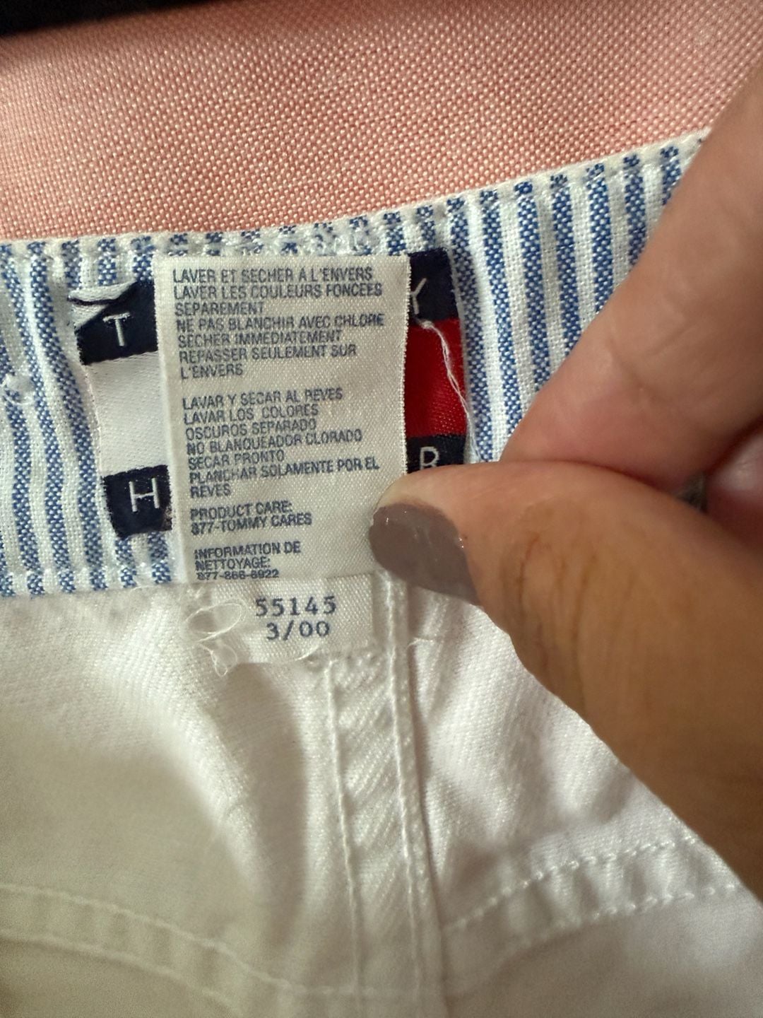Vintage Tommy Hilfiger White Denim Shorts with Floral Embroidery, Size 6 8