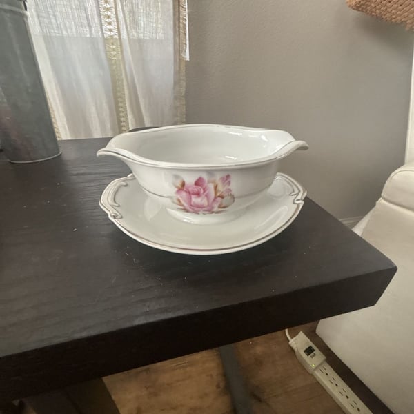 Meijyo Hand Painted China Gravy Boat with Attached Underplate Pink Rose Floral Design