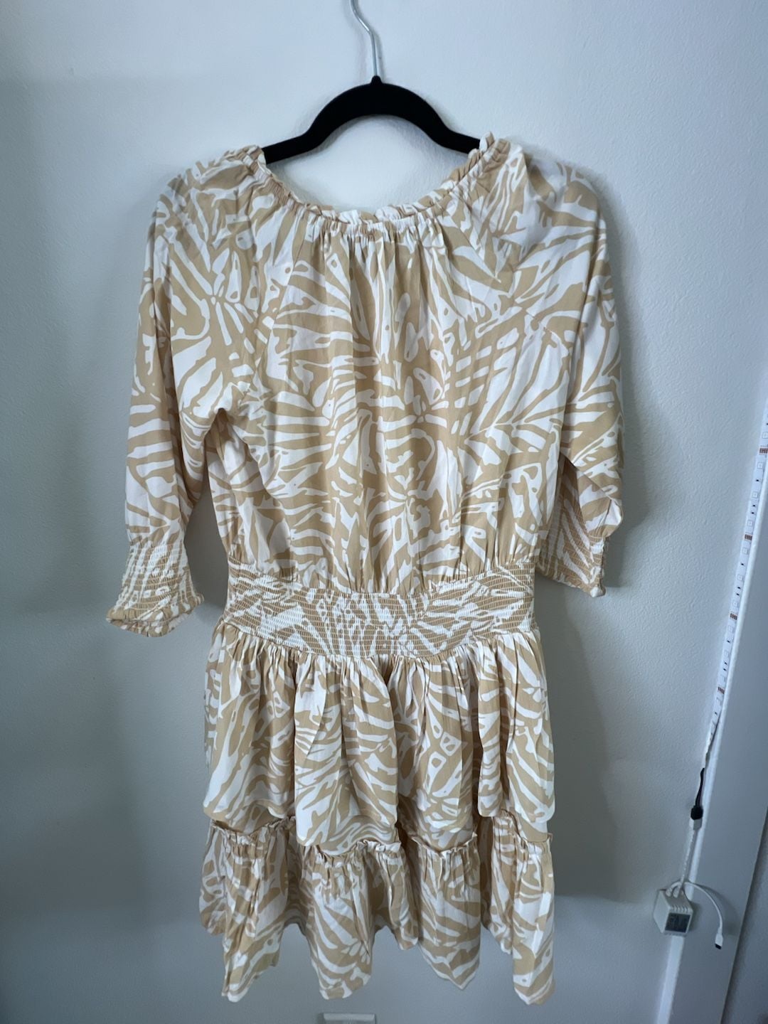 Patrons of Peace Tiered Mini Dress Size L Beige Tropical Print 6