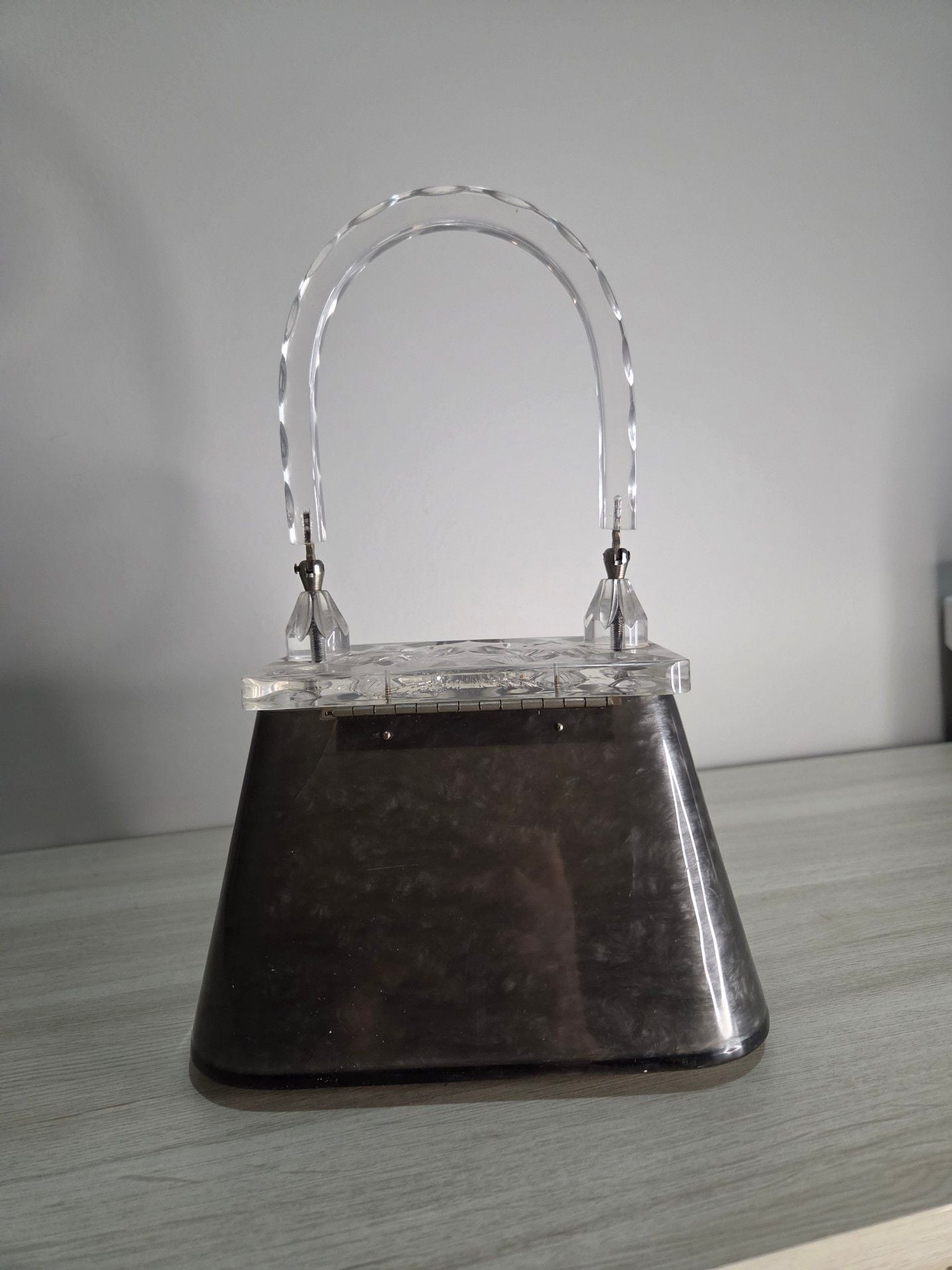 Vintage 1950s Original Rialto N.Y. Lucite Top Handle Box Purse in Grey Marbleized Acrylic 4