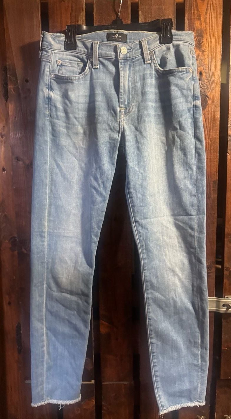 7ForAllMankind High Rise Skinny Ankle Jeans W/ Raw Hem, Light Wash, Size 28 2