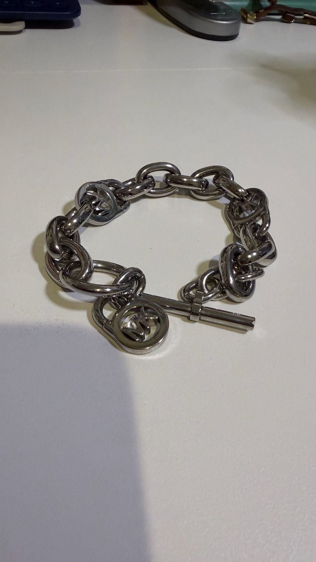 Michael Kors Silver-Tone Heritage Fulton Padlock Chain Toggle Bracelet 2
