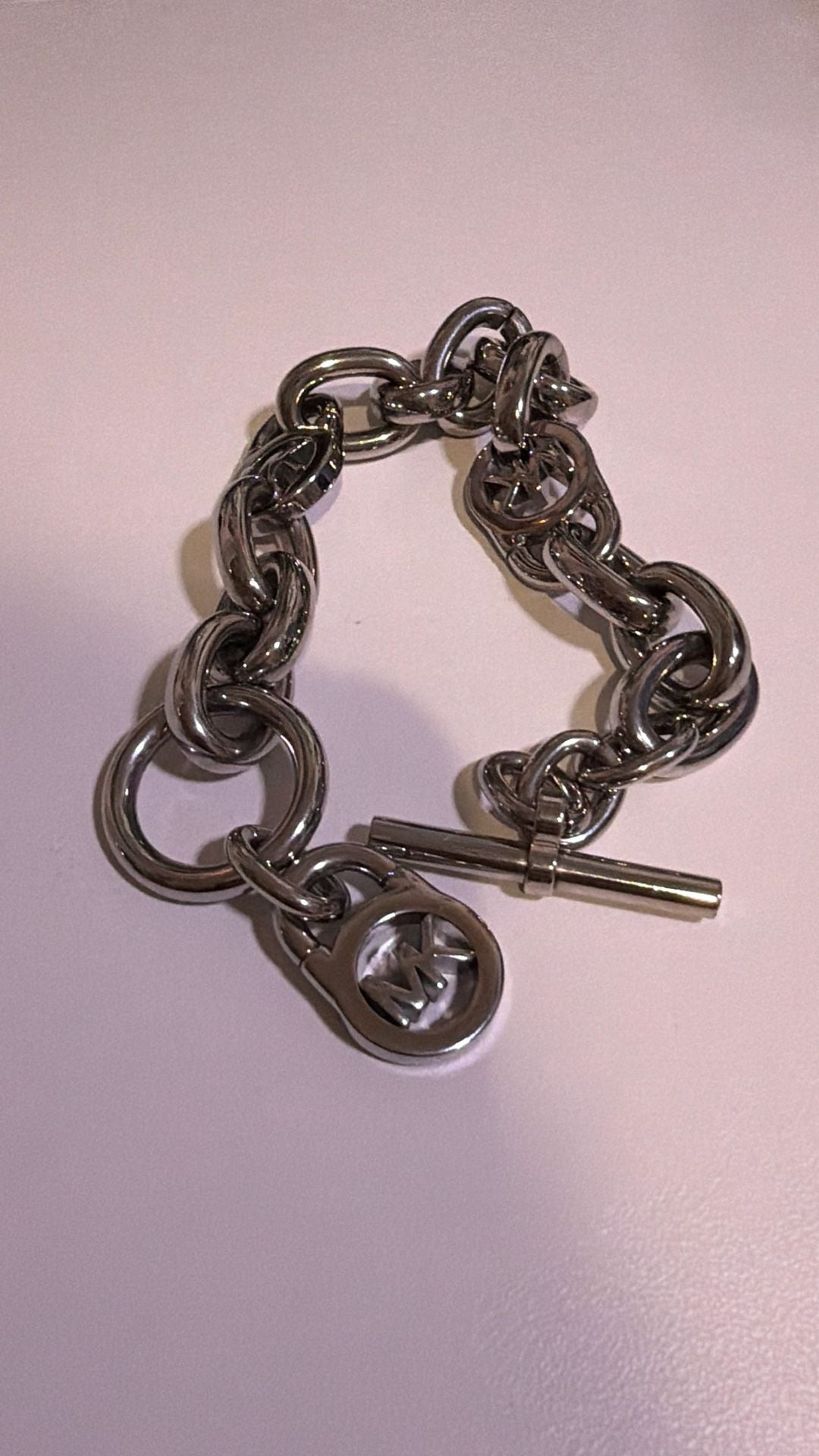 Michael Kors Silver-Tone Heritage Fulton Padlock Chain Toggle Bracelet 6