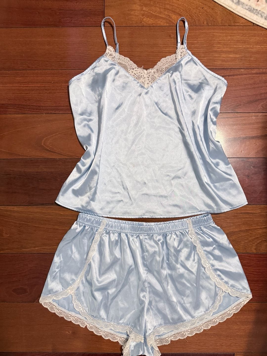 Ekouaer Women's Light Blue Satin Lace-Trim Cami and Shorts Pajama Set 2