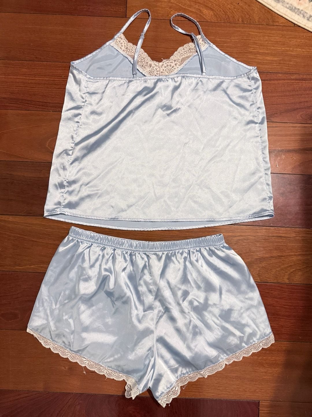 Ekouaer Women's Light Blue Satin Lace-Trim Cami and Shorts Pajama Set 6