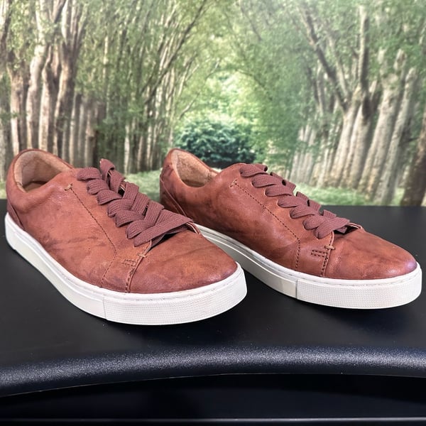 Frye Ivy Low Lace Sneakers in Cognac Leather